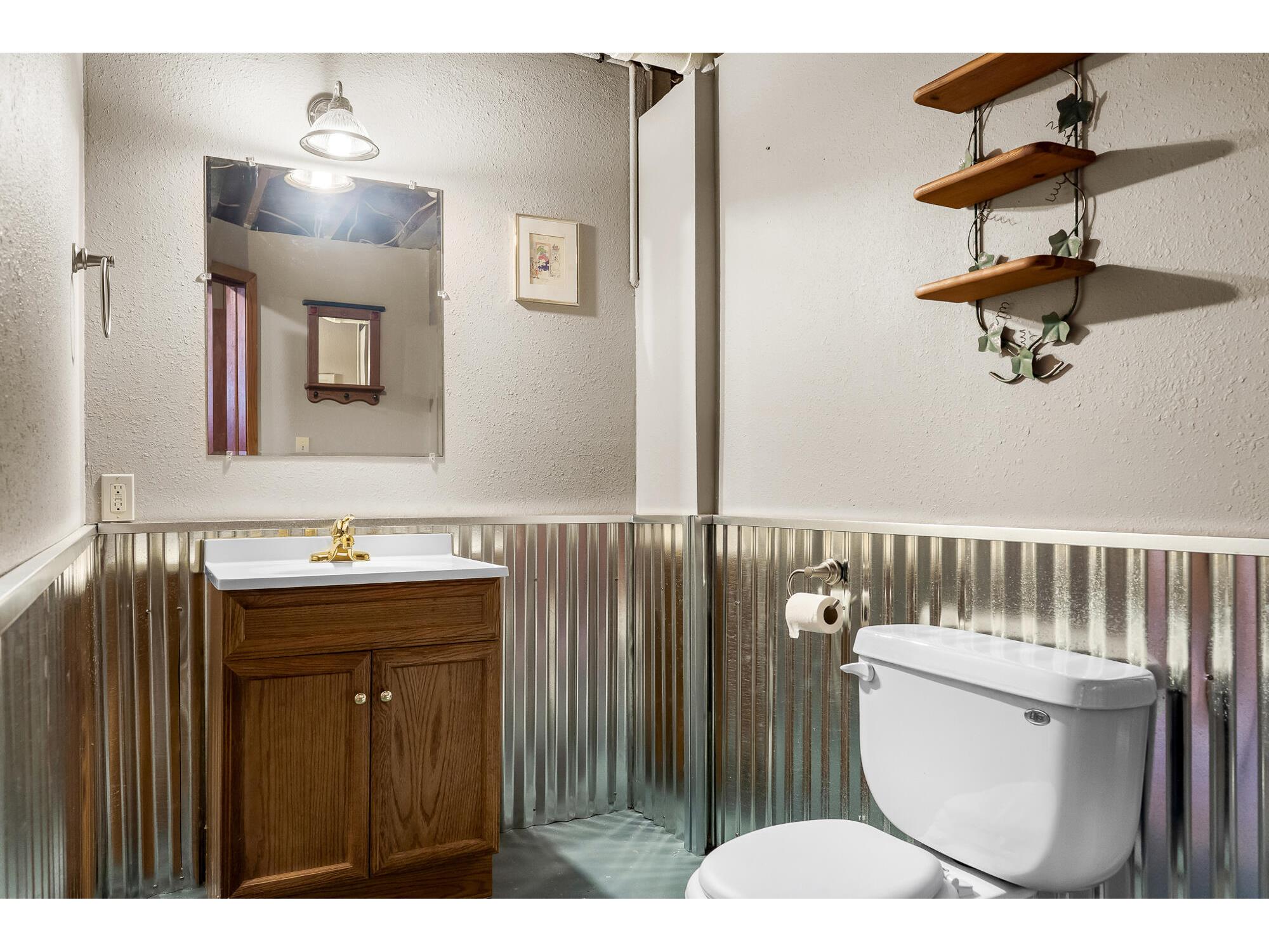 1527 Holley Holmen WI 54636 1965764 image30