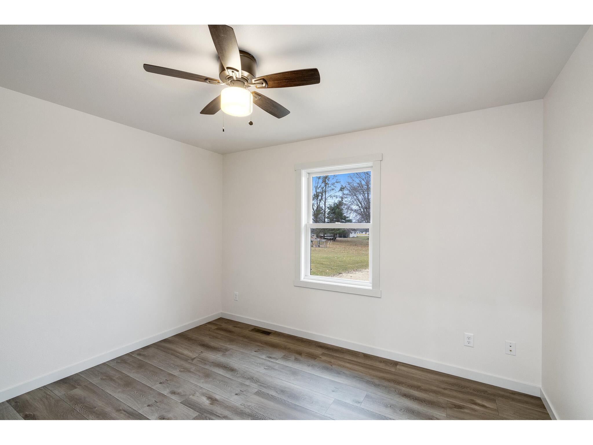 1530 Waldenberger Holmen WI 54636 1970691 image21