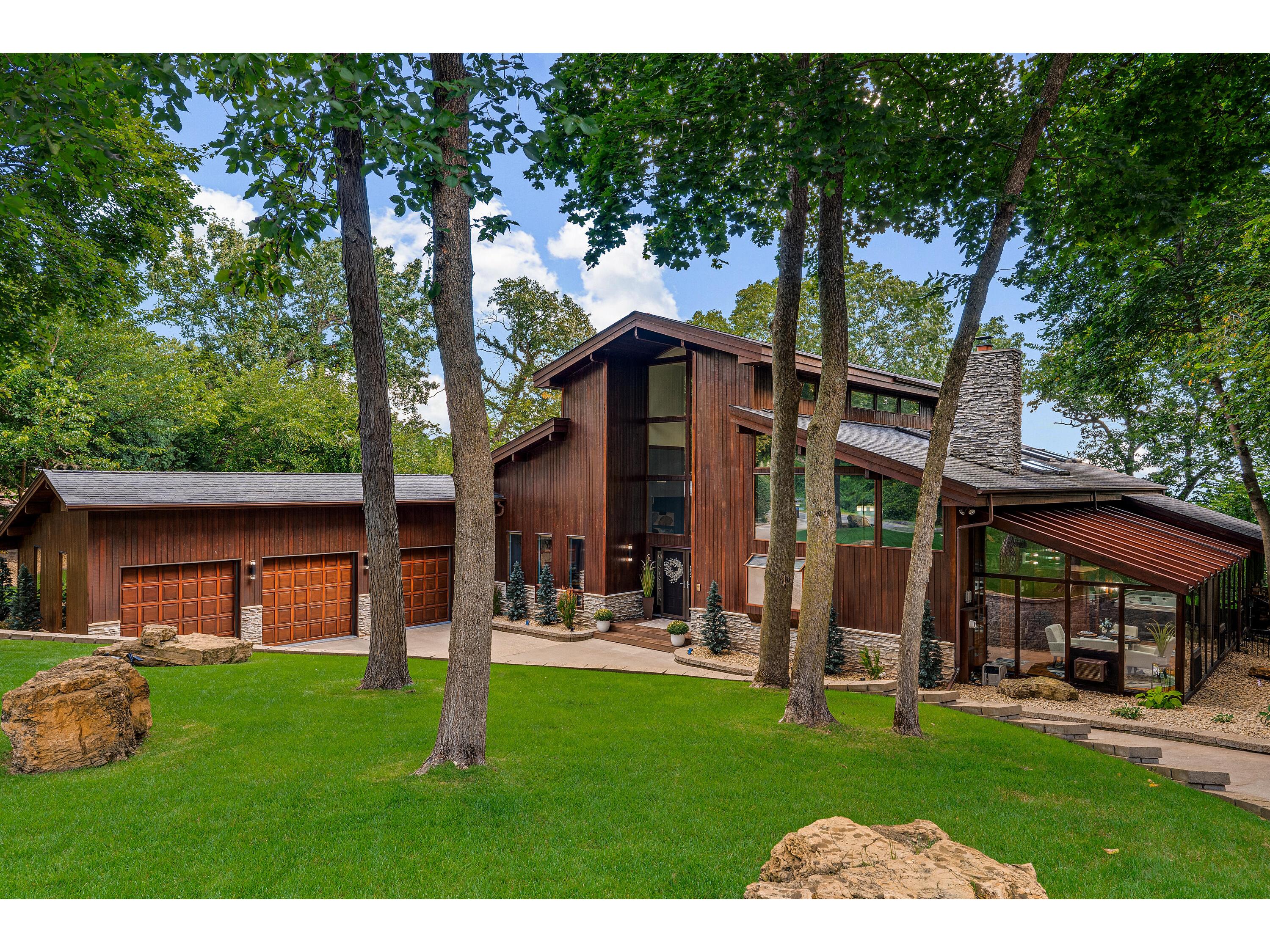 1555 Crescent Hills La Crescent MN 55947 1935557 image1