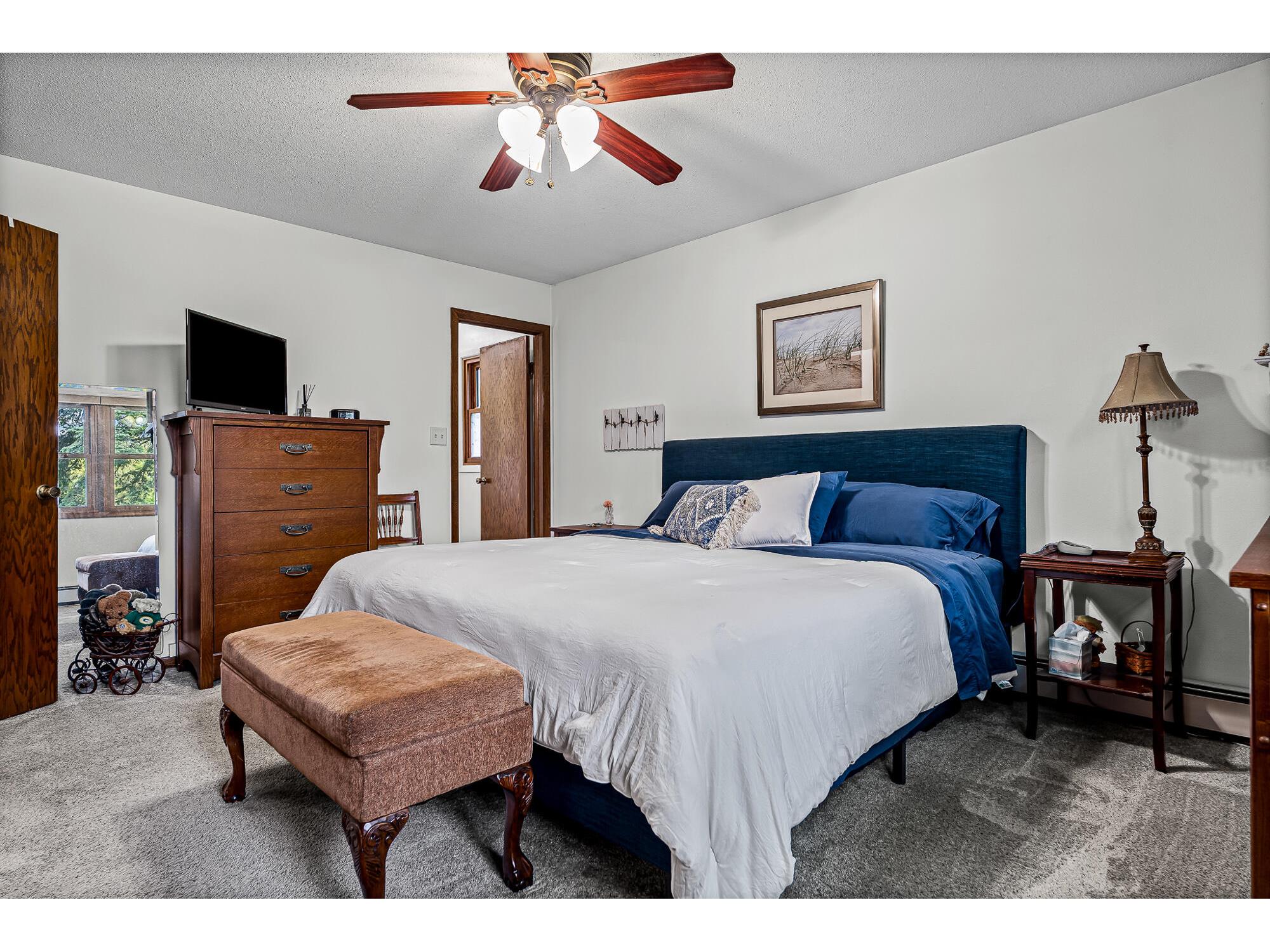 1555 Young Onalaska WI 54650 1962601 image10