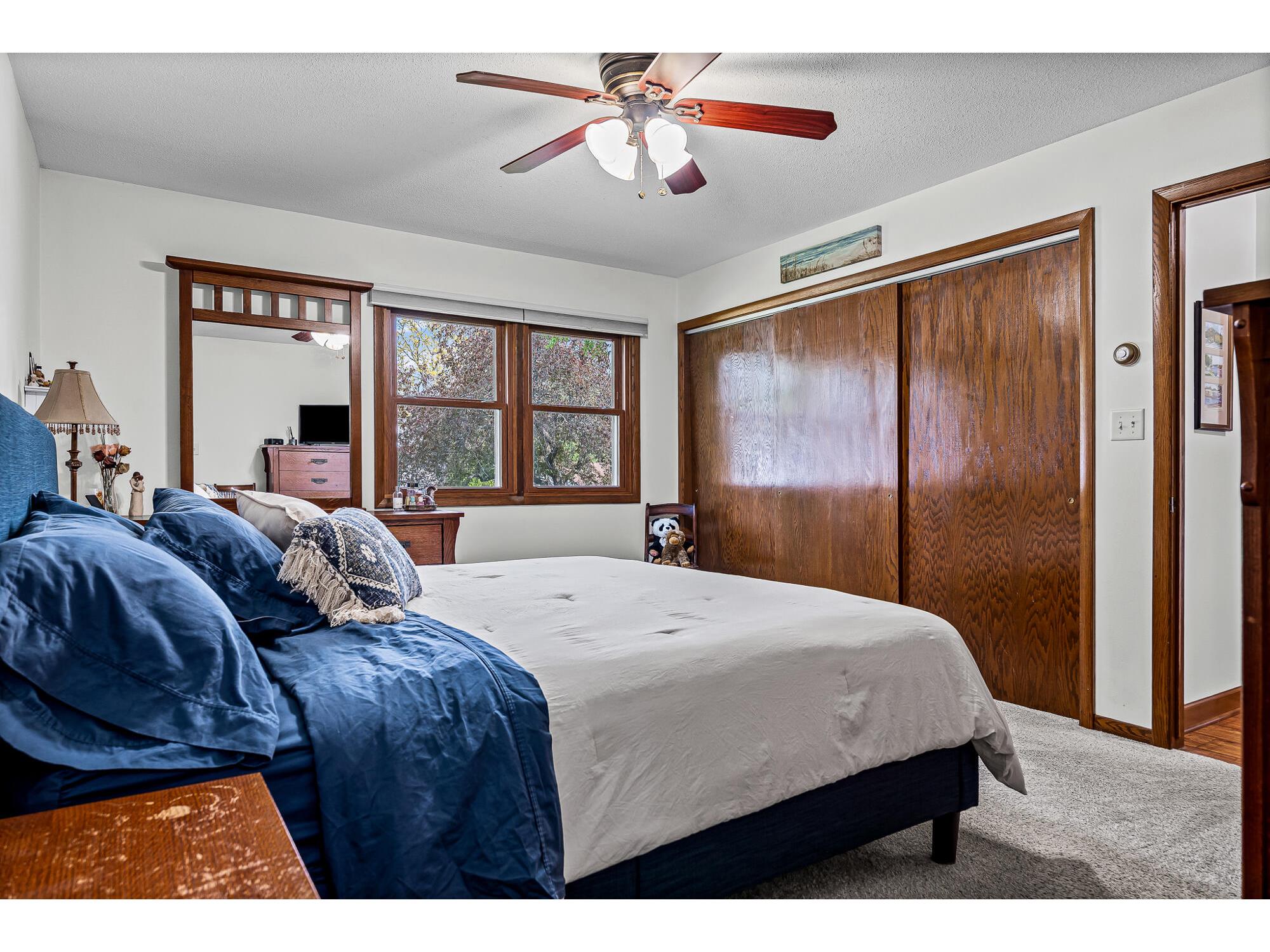 1555 Young Onalaska WI 54650 1962601 image11