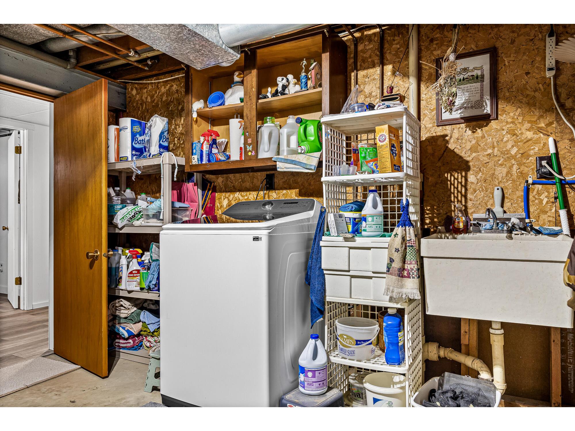 1555 Young Onalaska WI 54650 1962601 image23