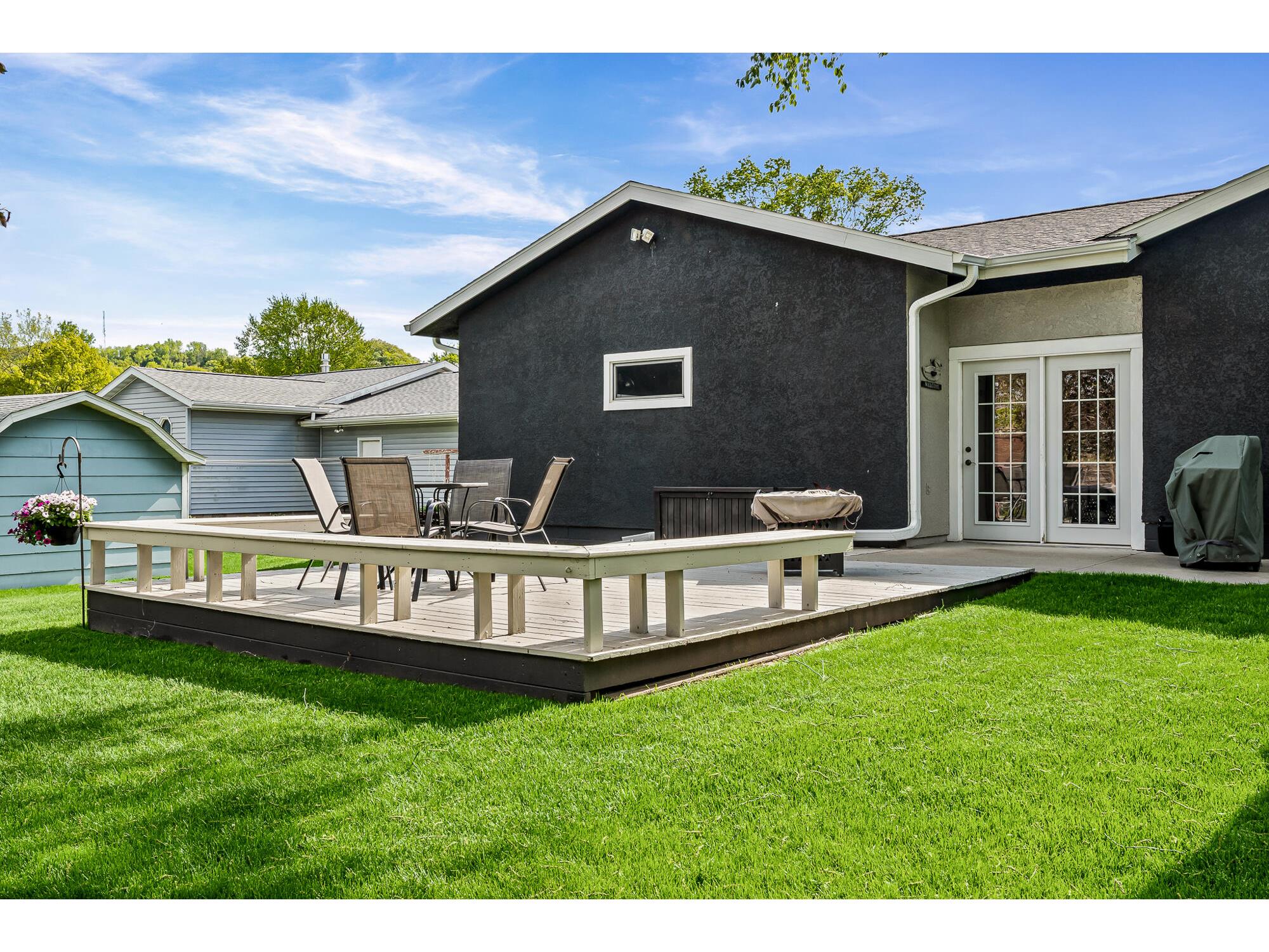1555 Young Onalaska WI 54650 1962601 image25