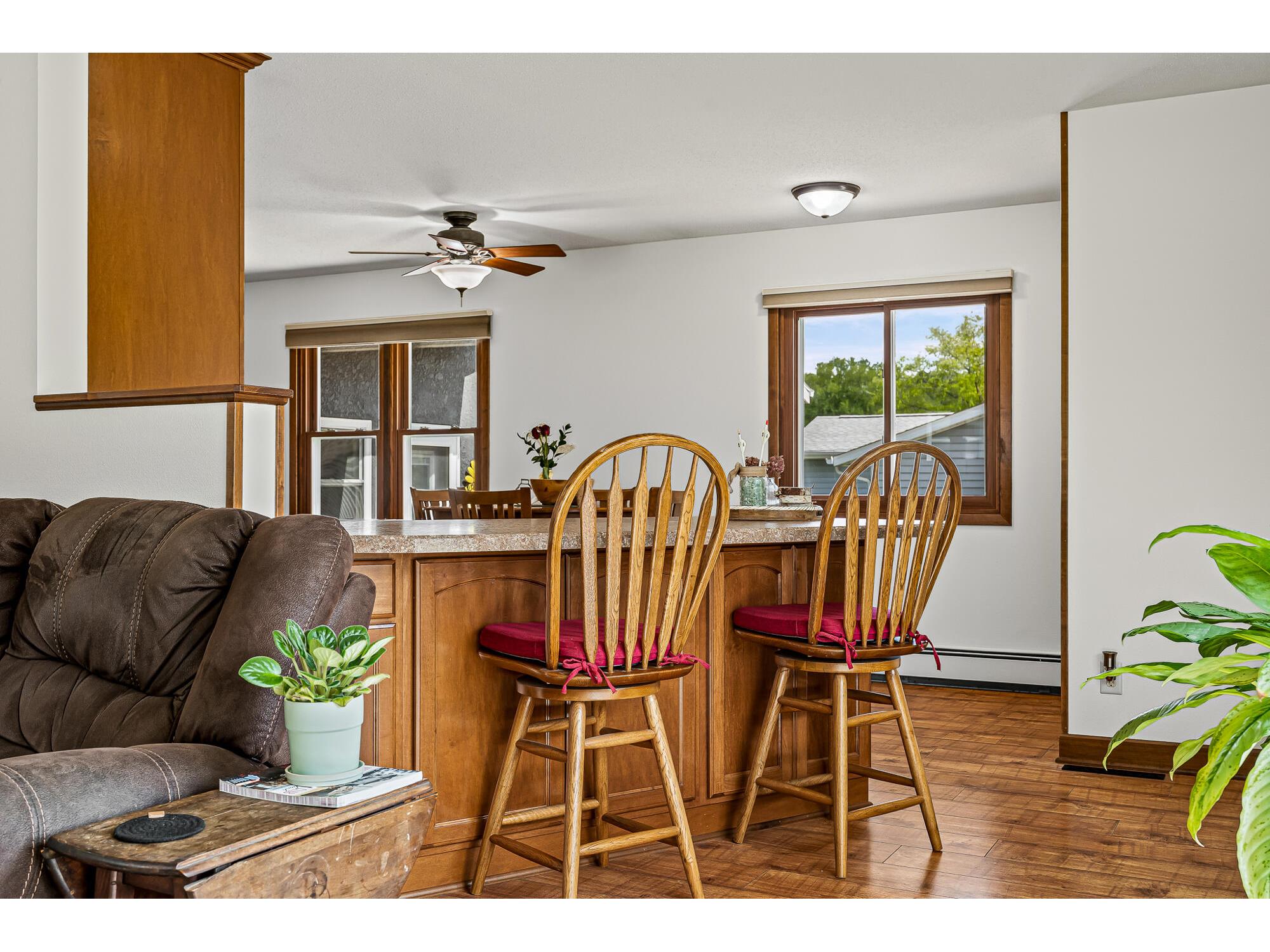 1555 Young Onalaska WI 54650 1962601 image7