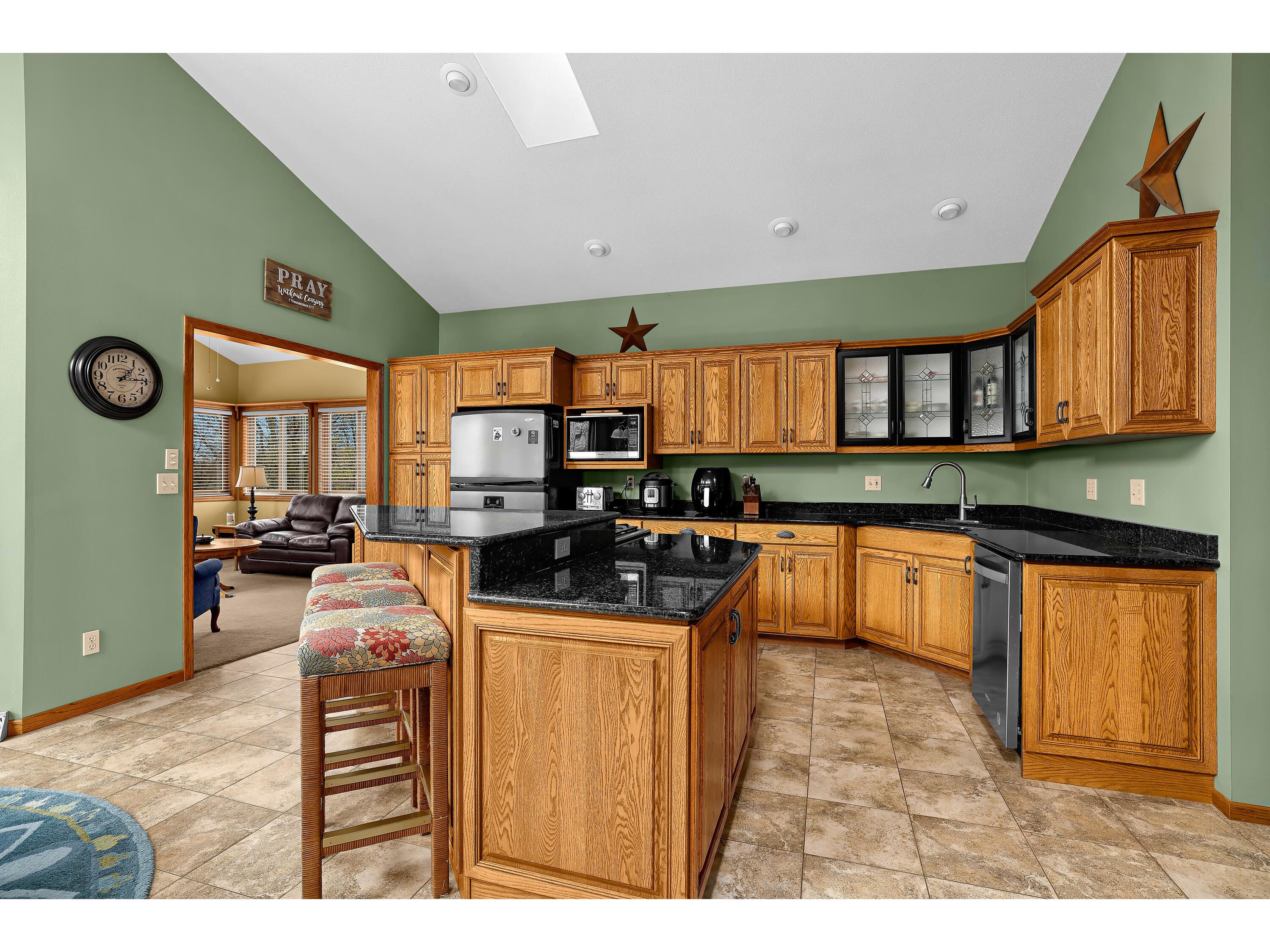 1556 Young Onalaska WI 54650 1958490 image11