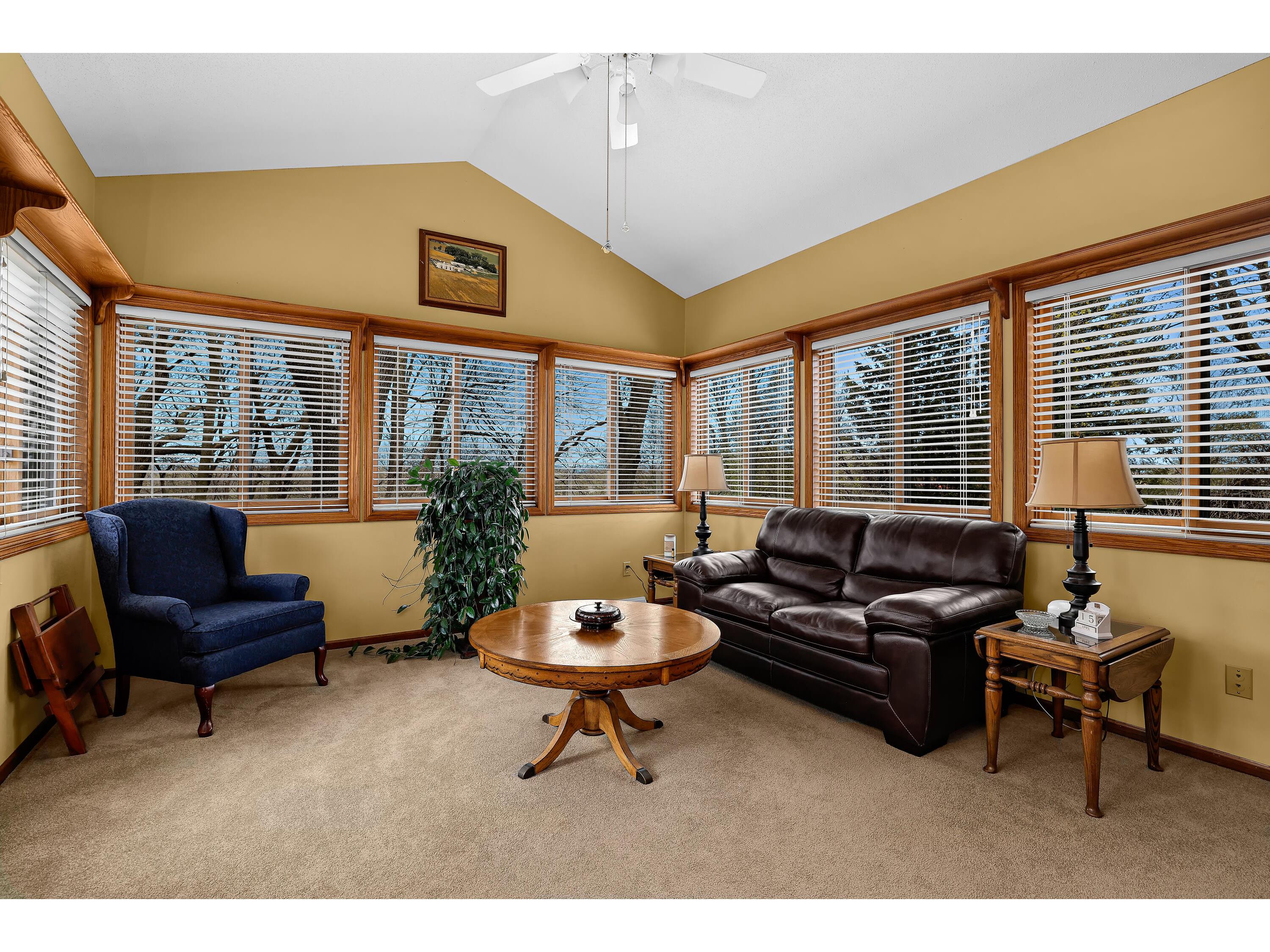 1556 Young Onalaska WI 54650 1958490 image15
