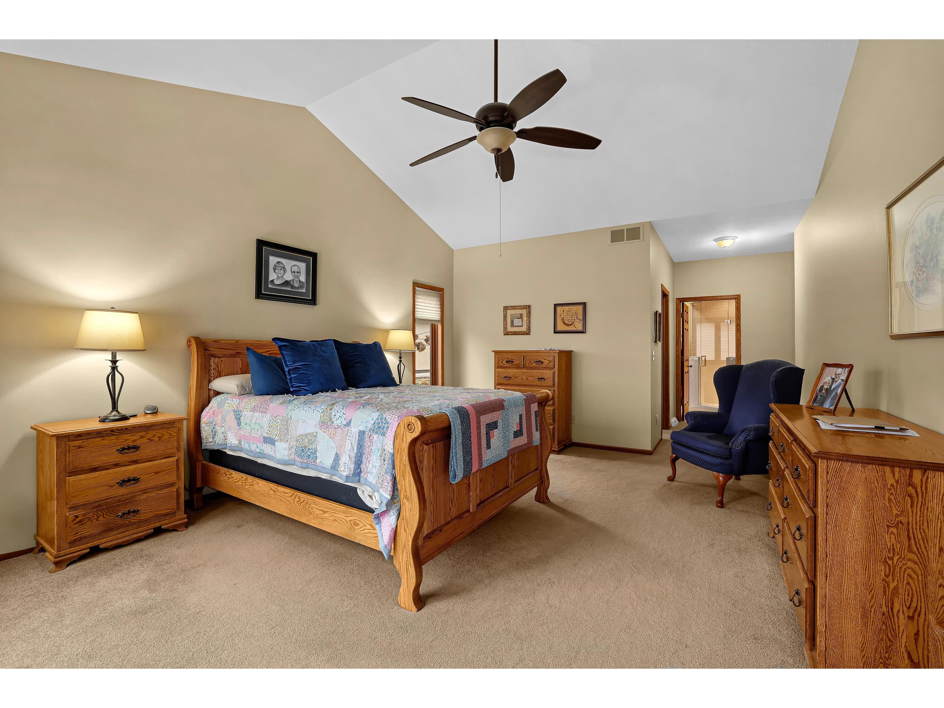 1556 Young Onalaska WI 54650 1958490 image18