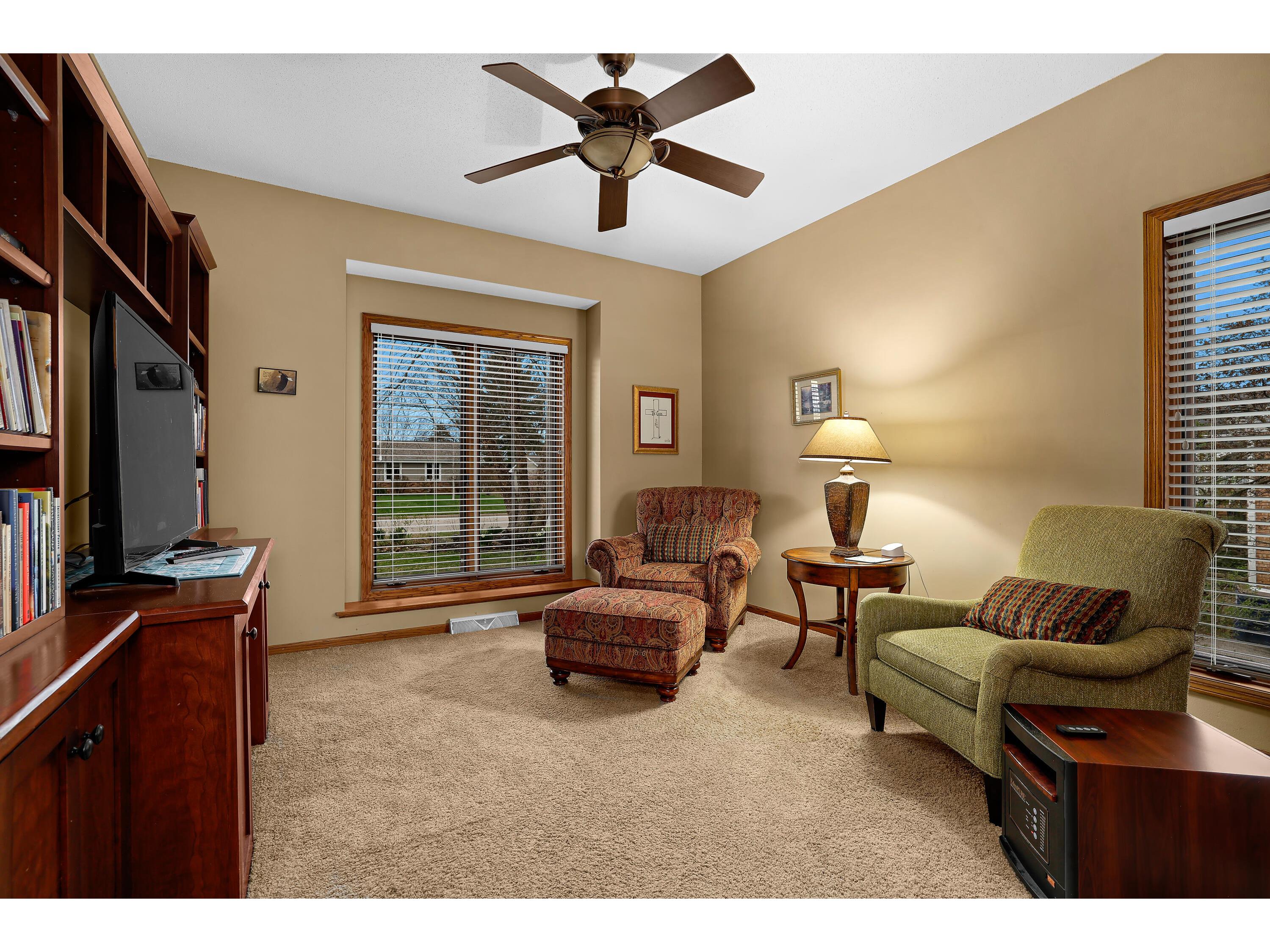 1556 Young Onalaska WI 54650 1958490 image23