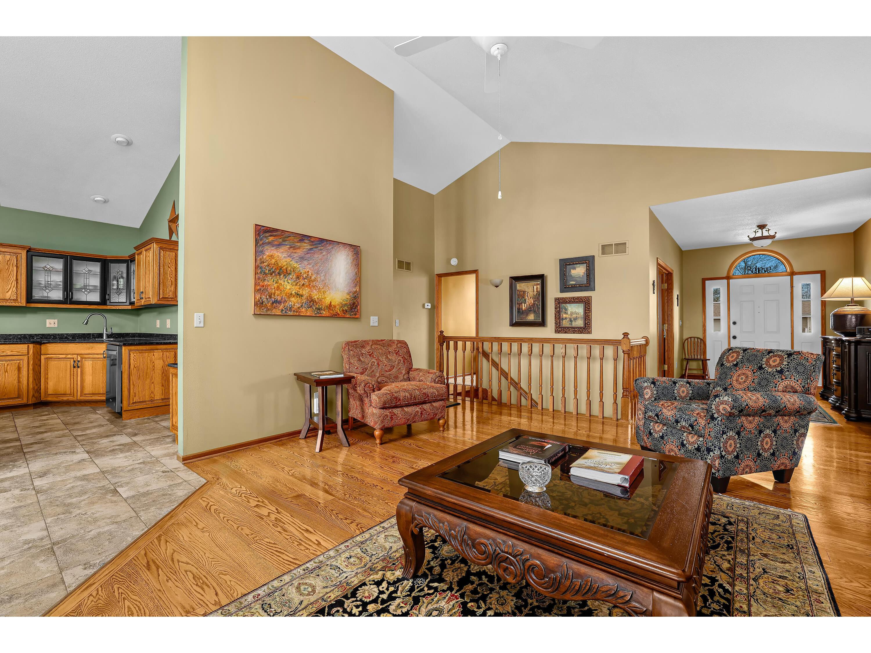 1556 Young Onalaska WI 54650 1958490 image8