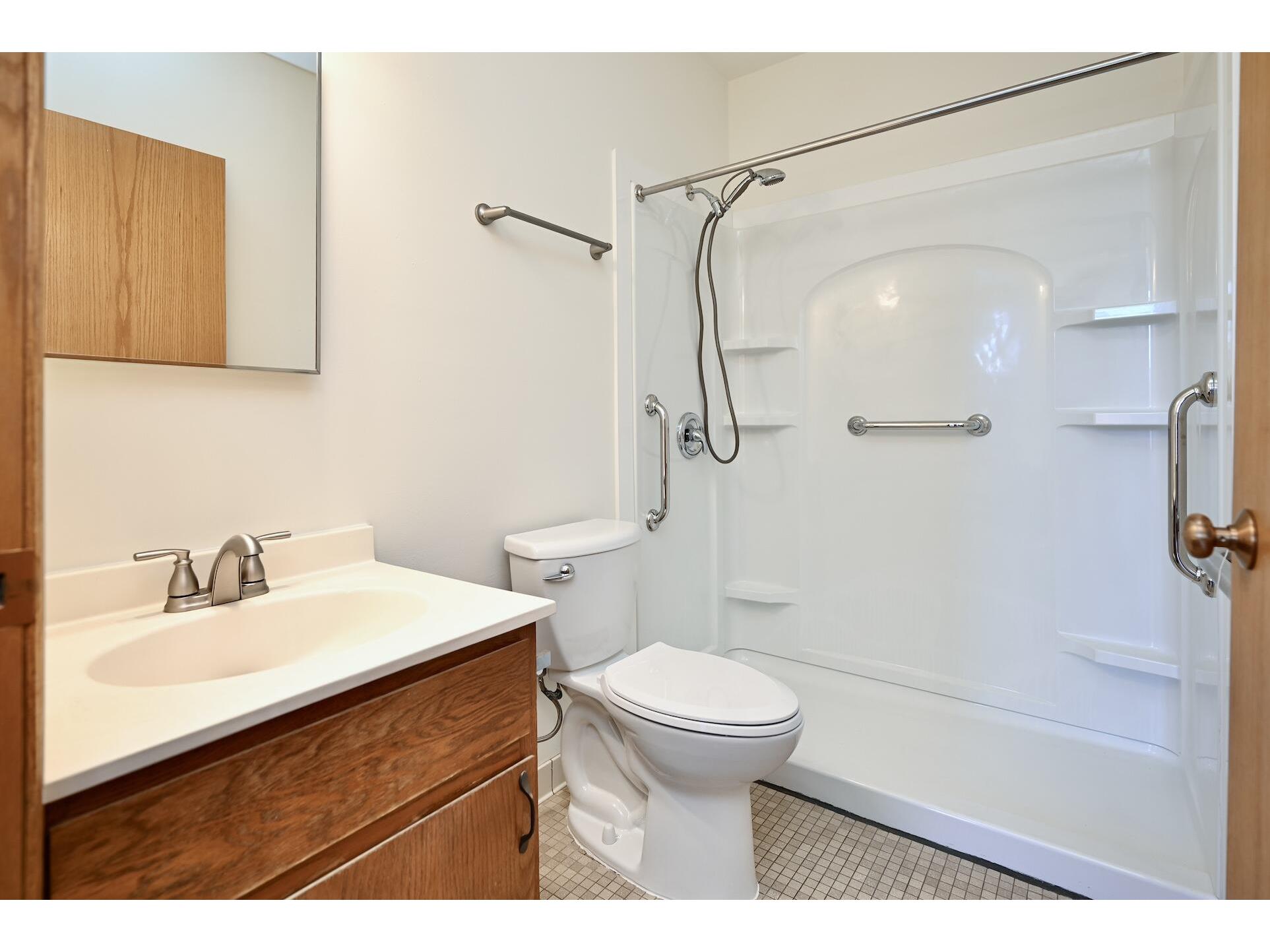 157 3rd Winona MN 55987 1921246 image12