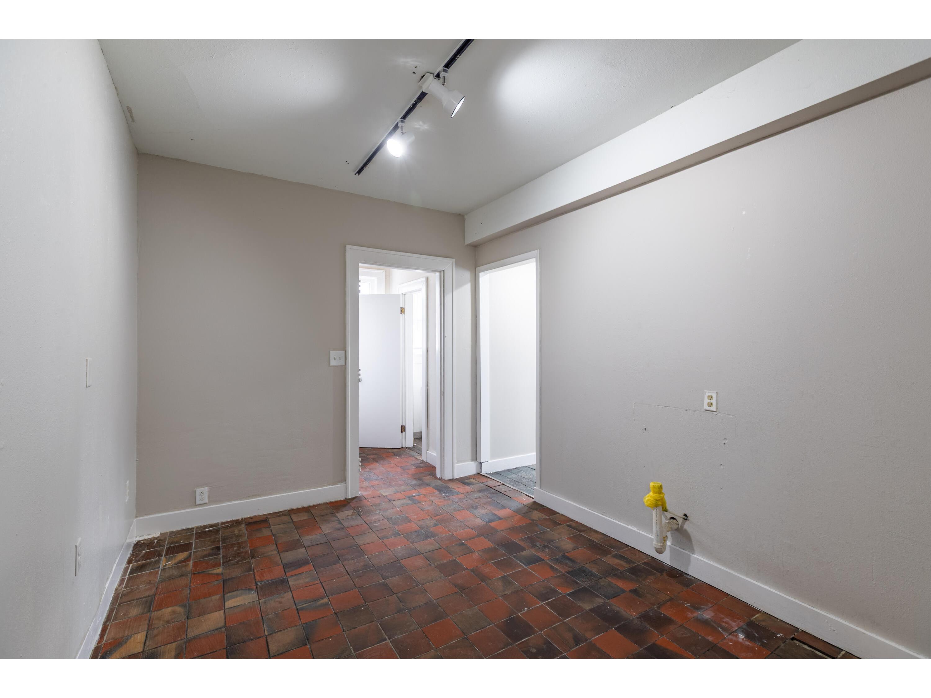 1601 Jackson La Crosse WI 54601 1955066 image8