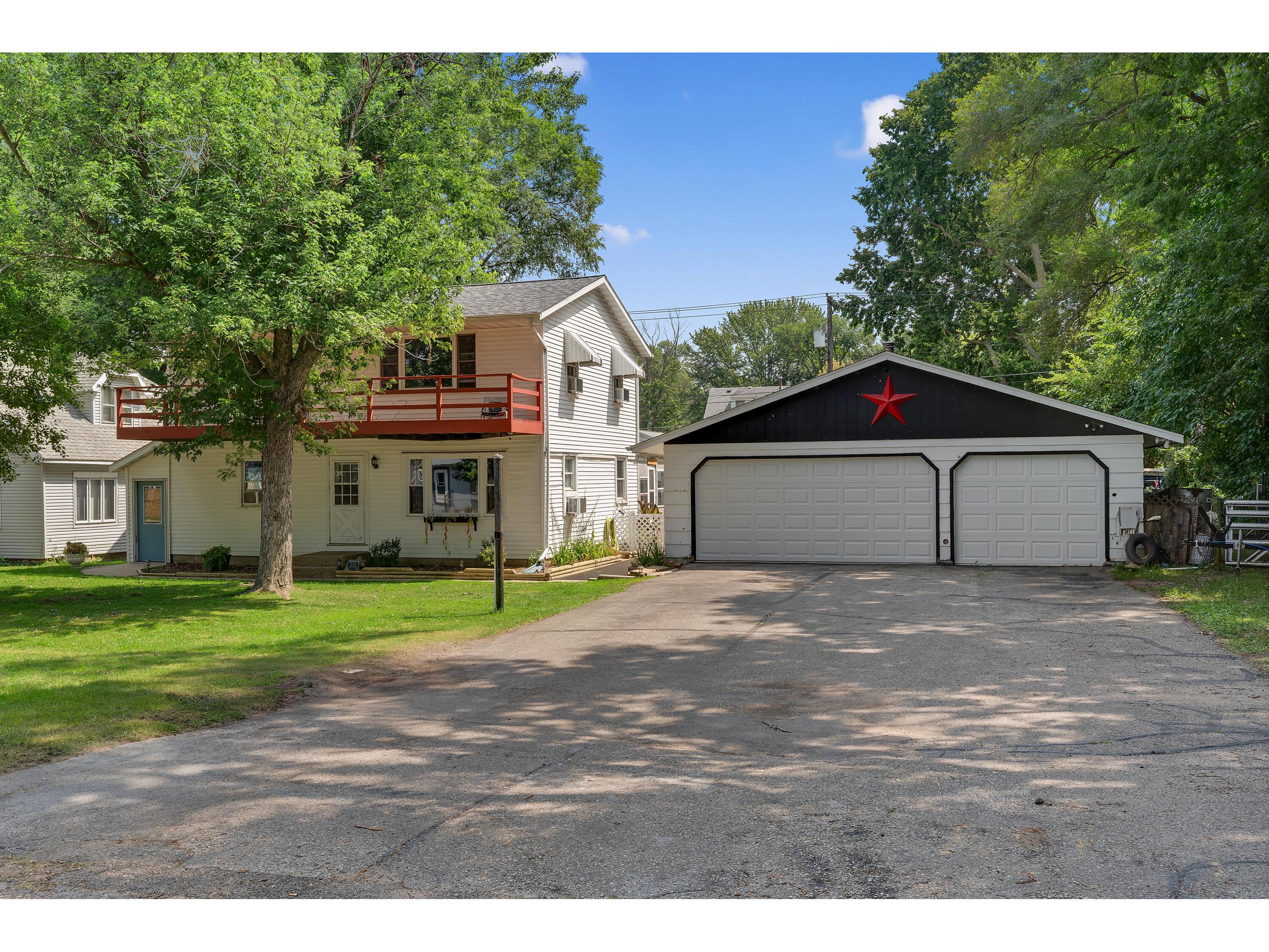 1606 Caroline Campbell WI 54603 1930088 image1