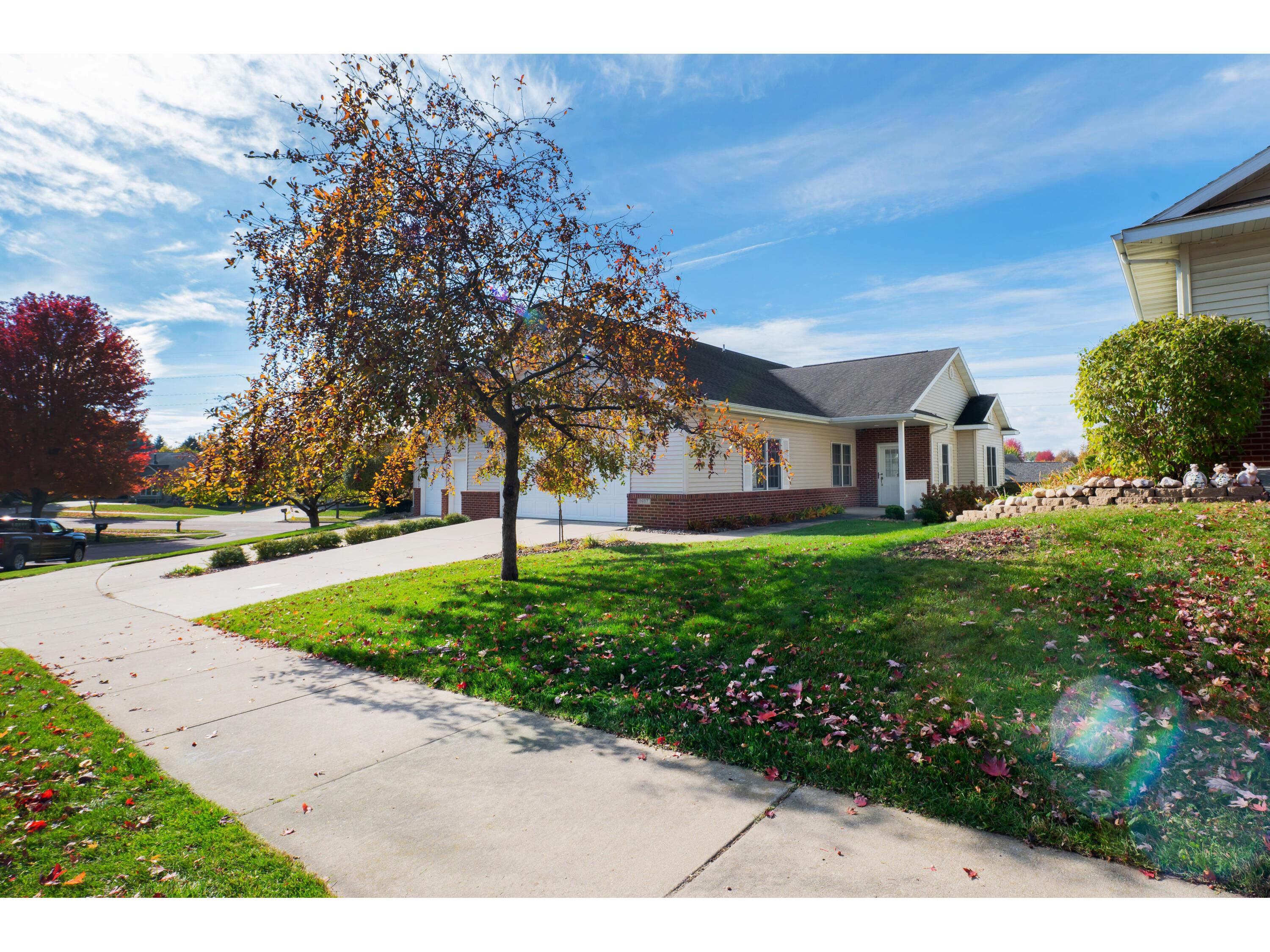 1607 Pine Ridge Onalaska WI 54650 1941807 image1