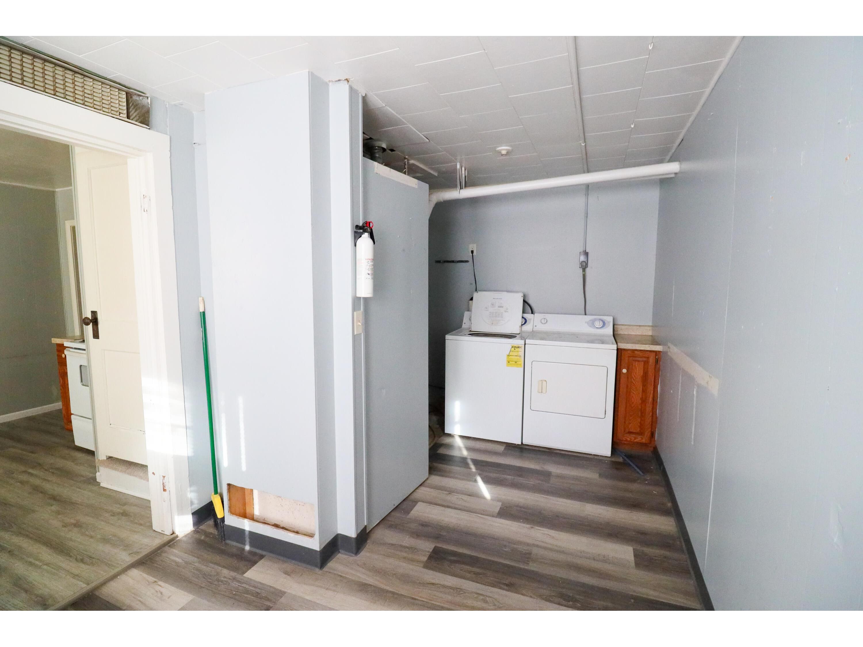 1608 Caroline Campbell WI 54603 1943910 image15