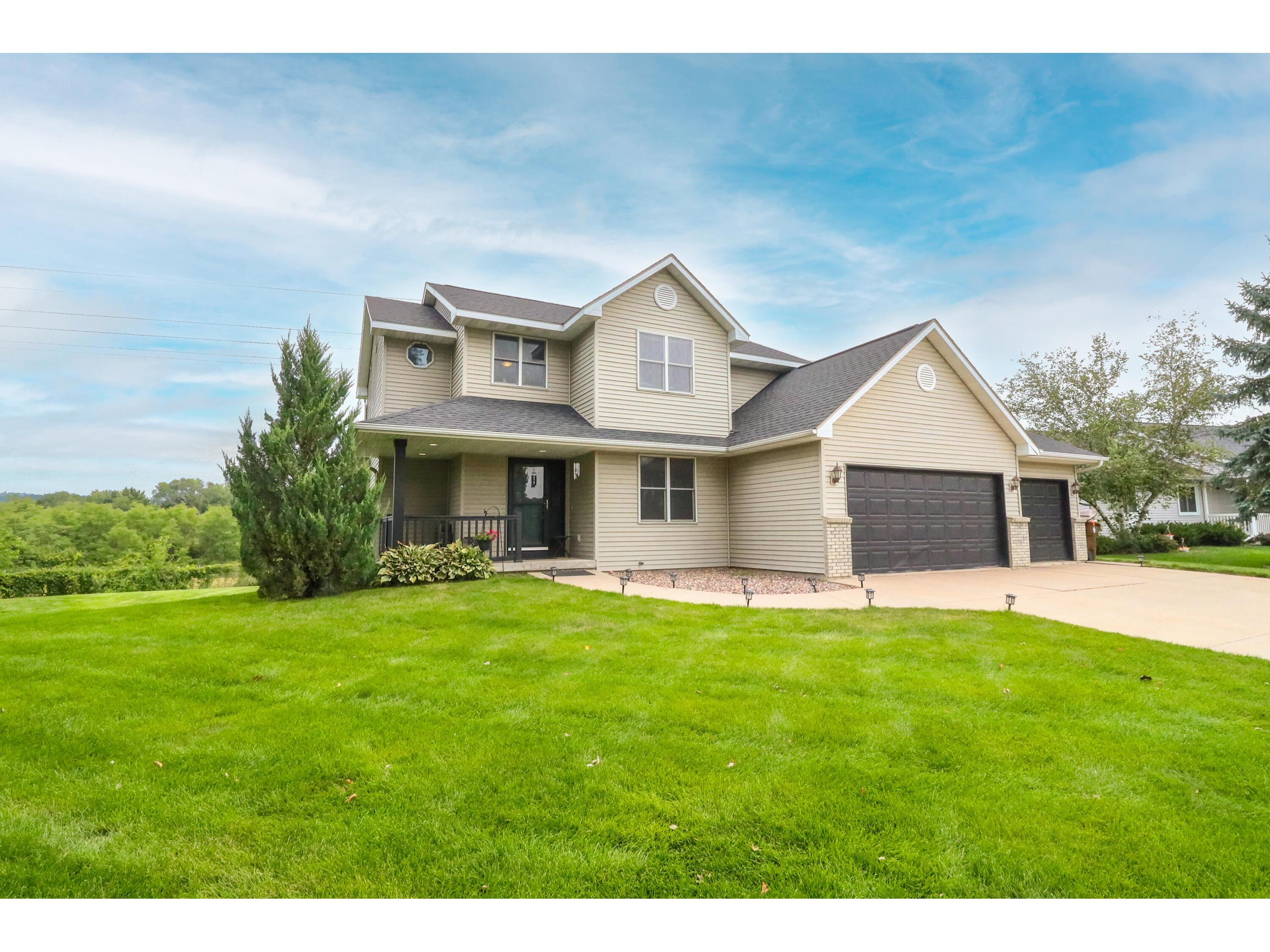 1608 Cliffview Onalaska WI 54650 1847348 image1