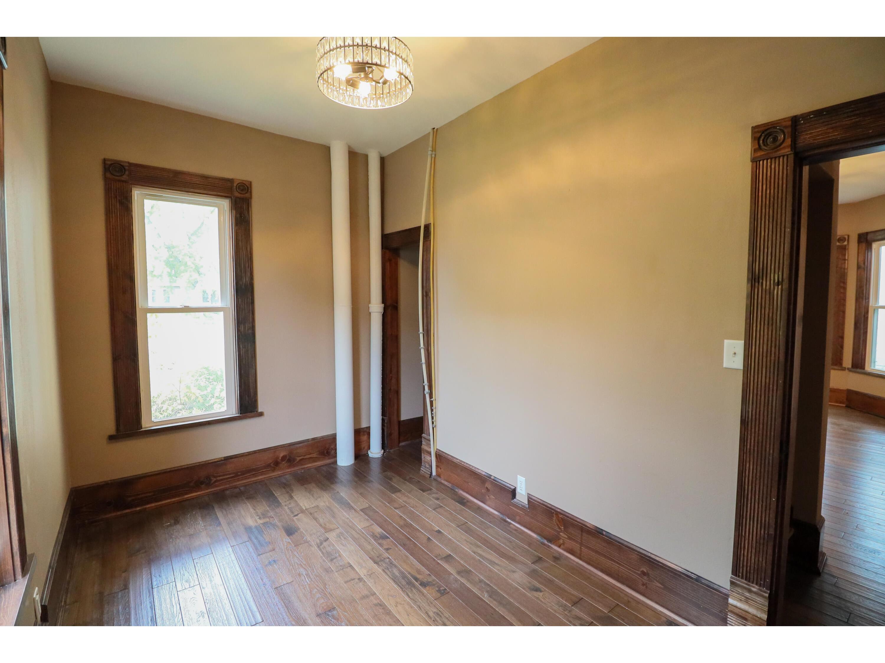 1608 West La Crosse WI 54601 1961174 image13
