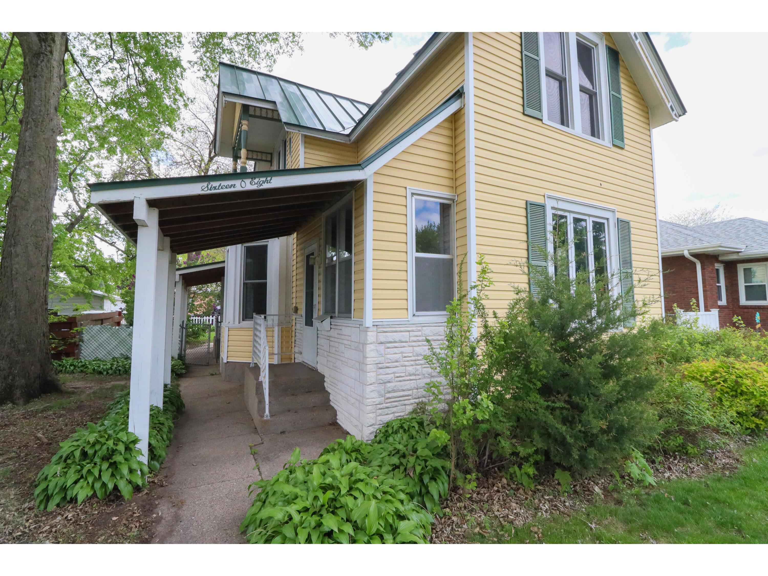 1608 West La Crosse WI 54601 1961174 image3