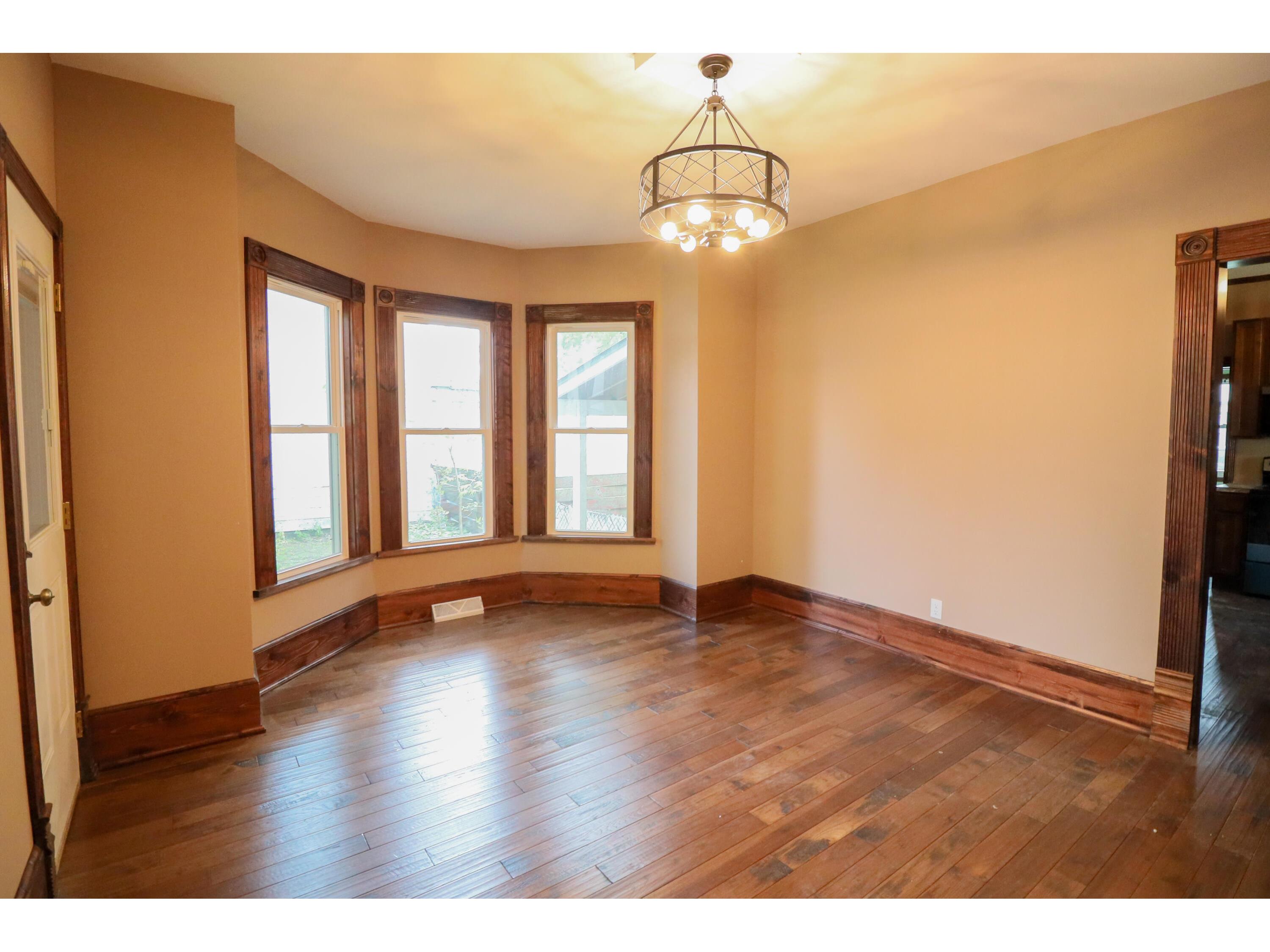 1608 West La Crosse WI 54601 1961174 image4