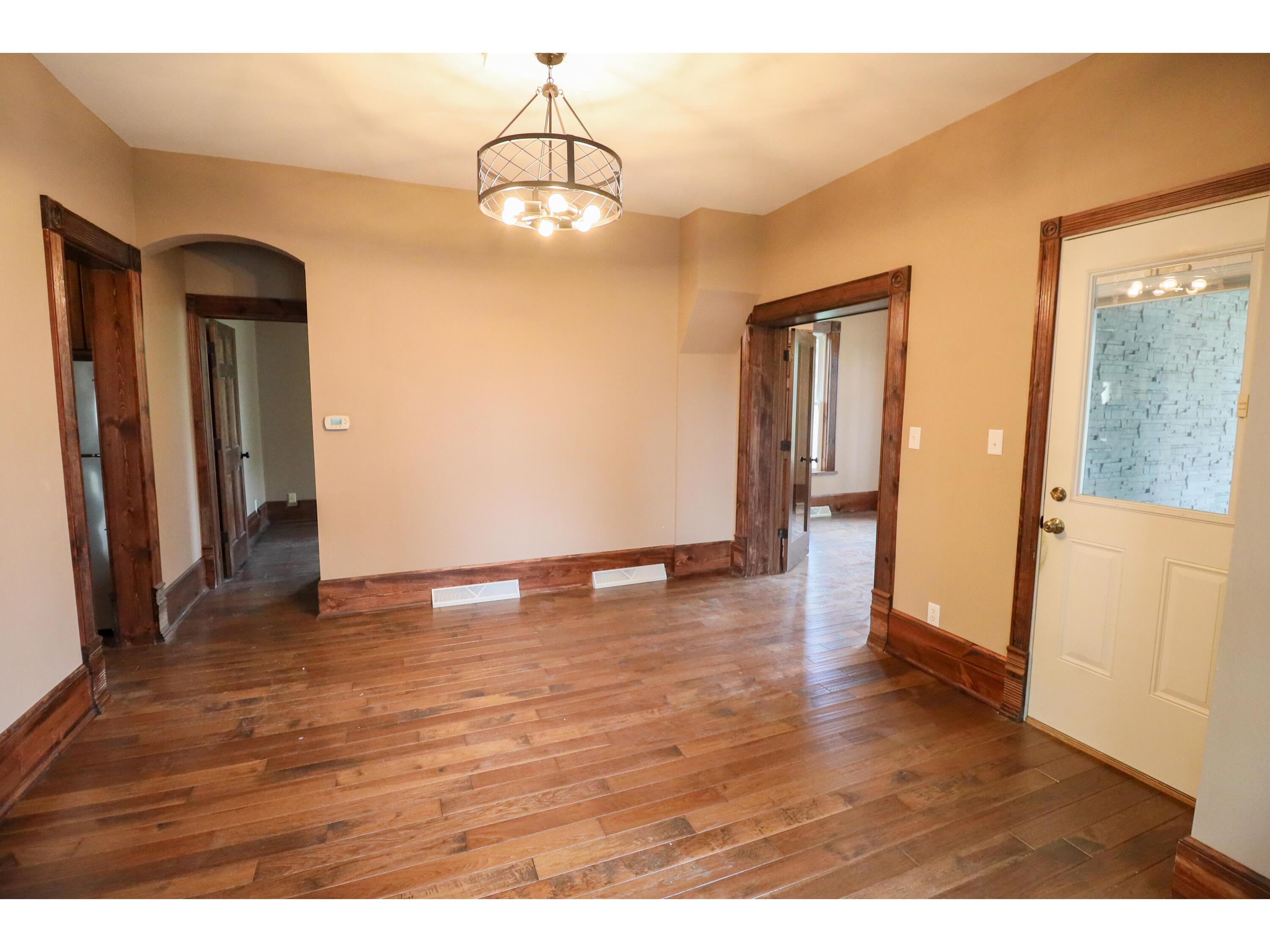 1608 West La Crosse WI 54601 1961174 image5