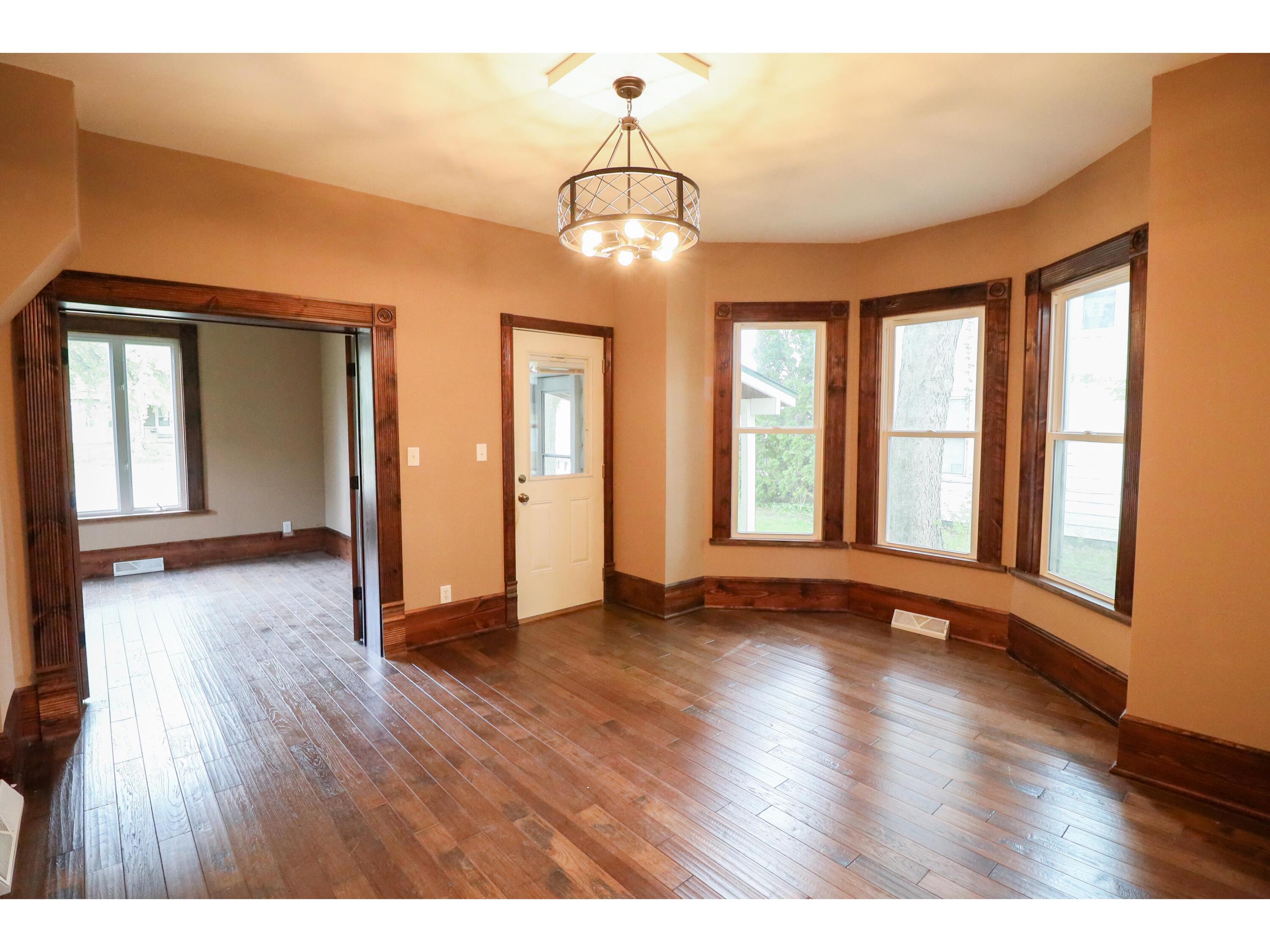 1608 West La Crosse WI 54601 1961174 image6