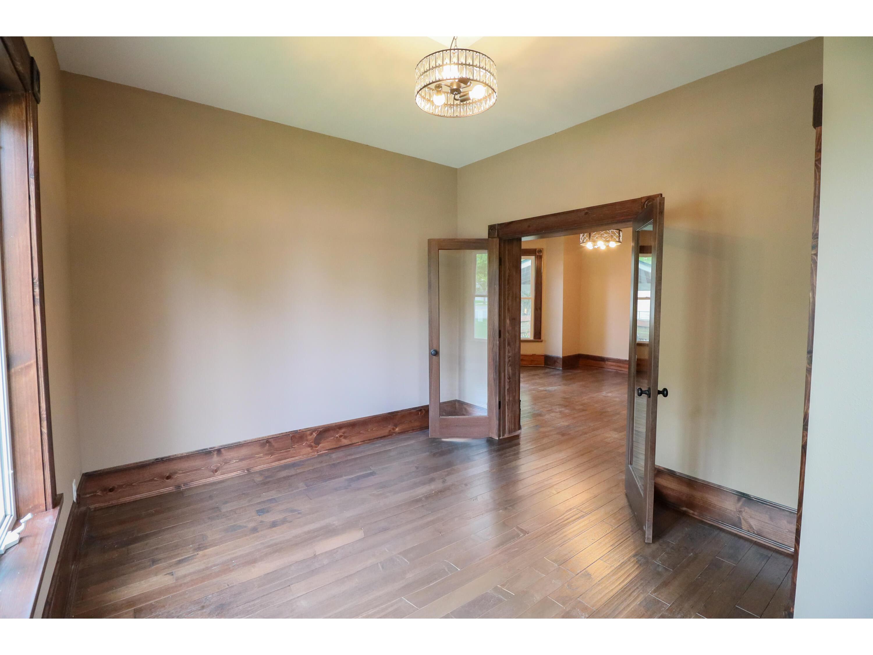 1608 West La Crosse WI 54601 1961174 image7