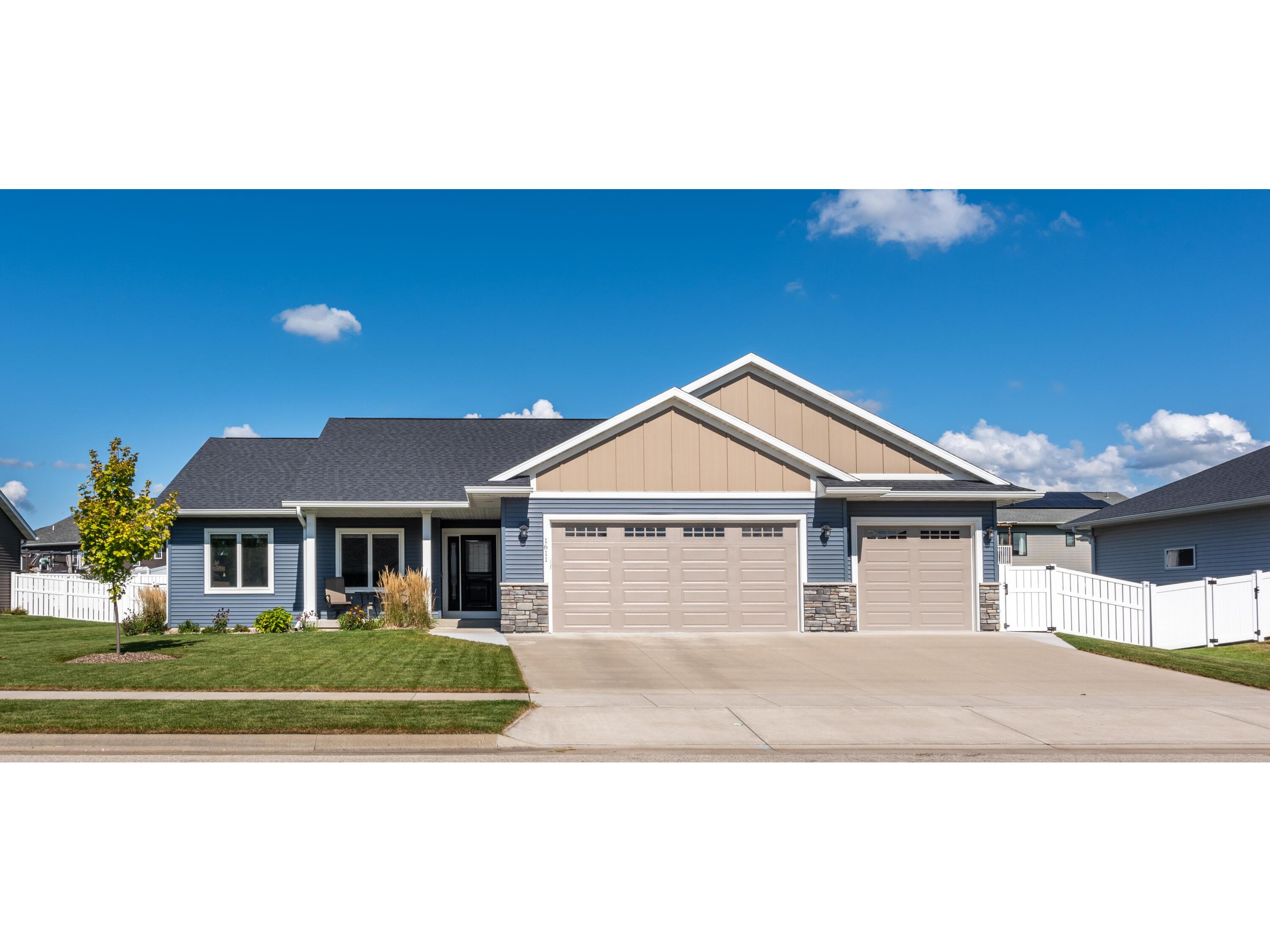 1611 Cherry Holmen WI 54636 1911890 image1