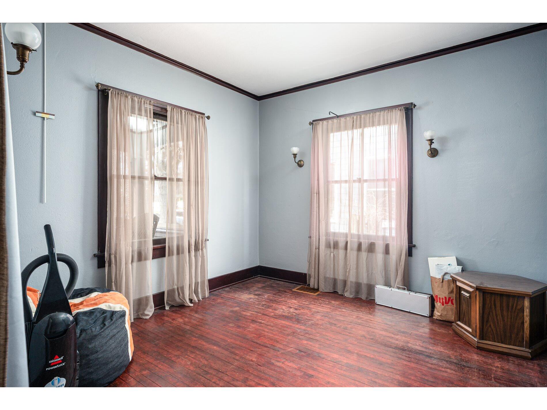 1611 King La Crosse WI 54601 1957374 image12