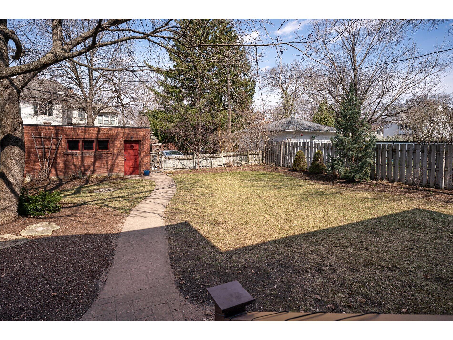 1611 King La Crosse WI 54601 1957374 image20