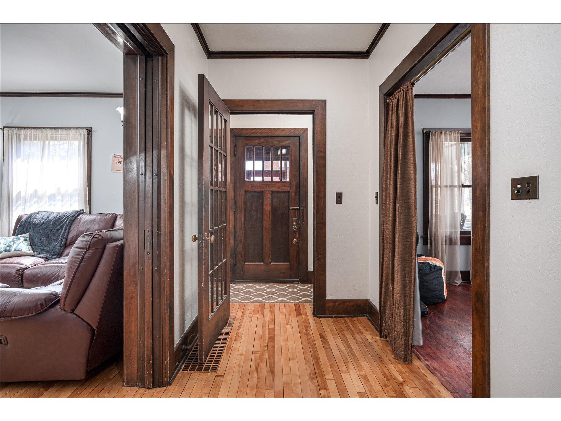 1611 King La Crosse WI 54601 1957374 image3