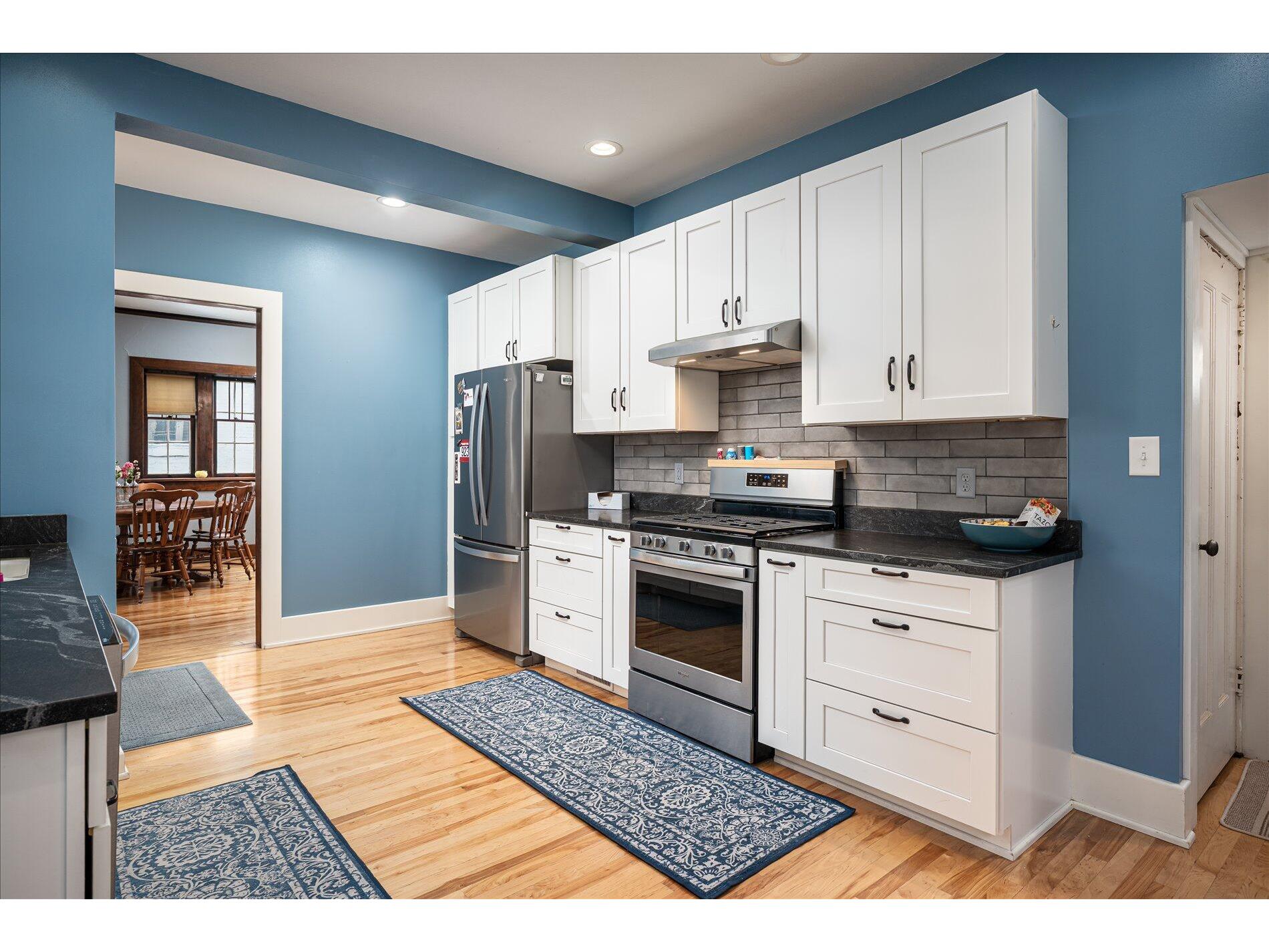 1611 King La Crosse WI 54601 1957374 image8