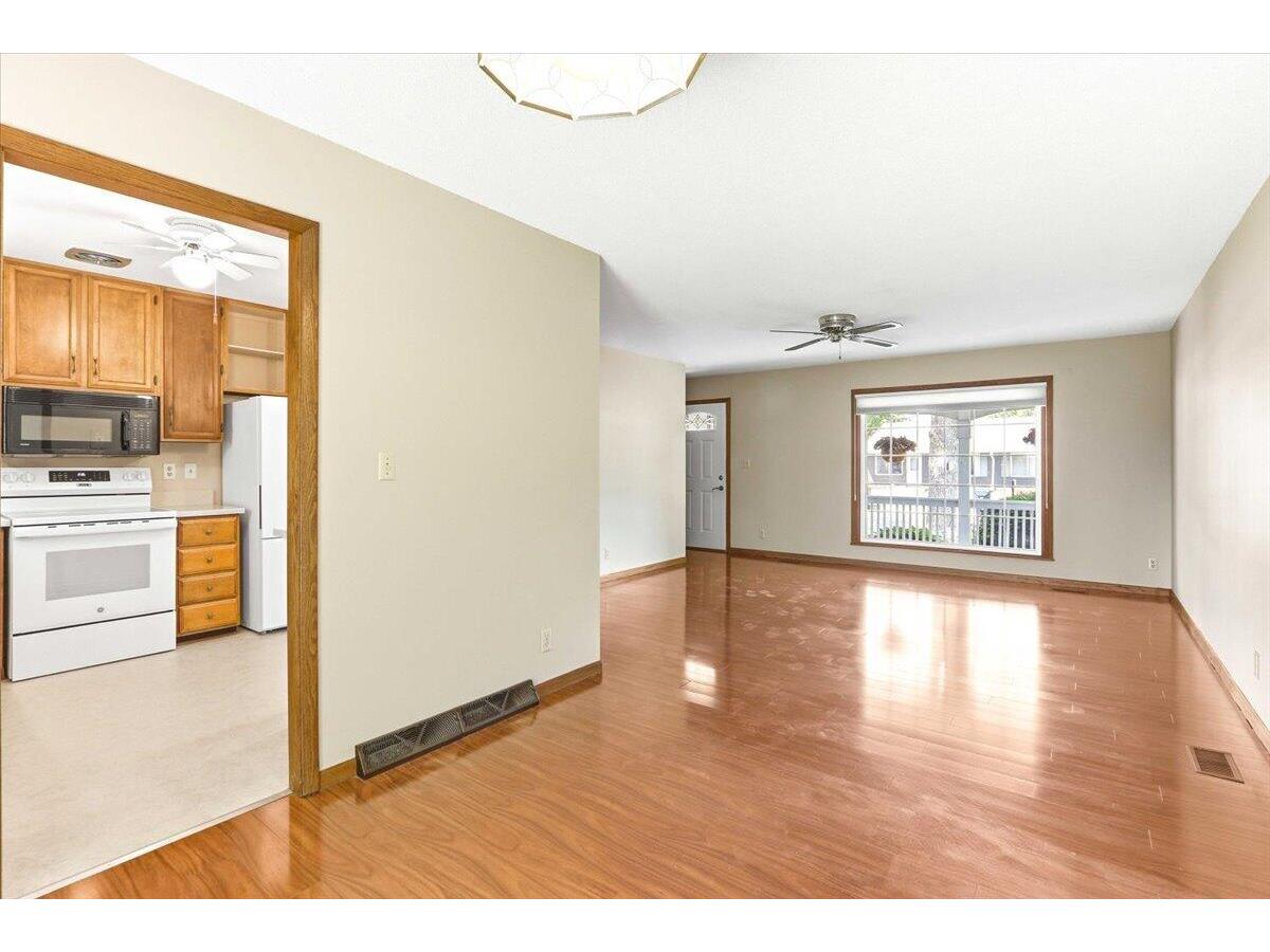 1614 Monroe Onalaska WI 54650 1964174 image13