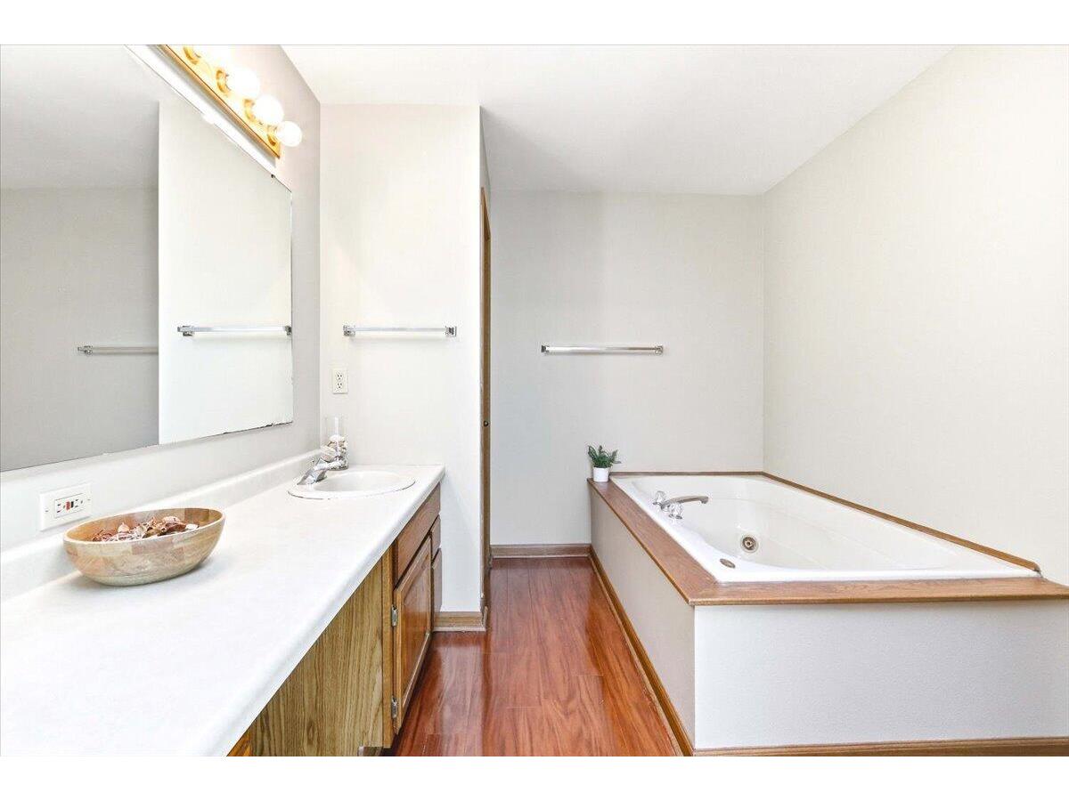 1614 Monroe Onalaska WI 54650 1964174 image21