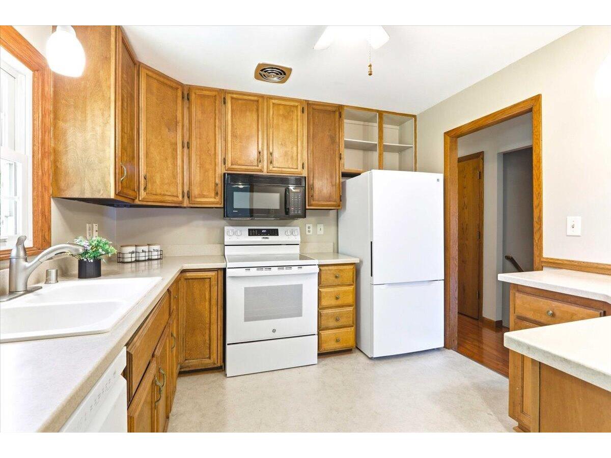 1614 Monroe Onalaska WI 54650 1964174 image3