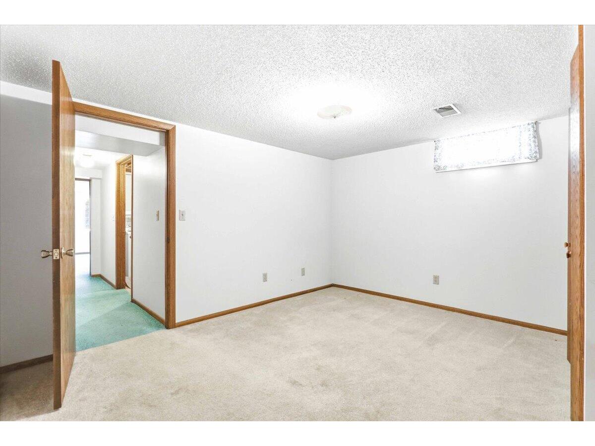 1614 Monroe Onalaska WI 54650 1964174 image38