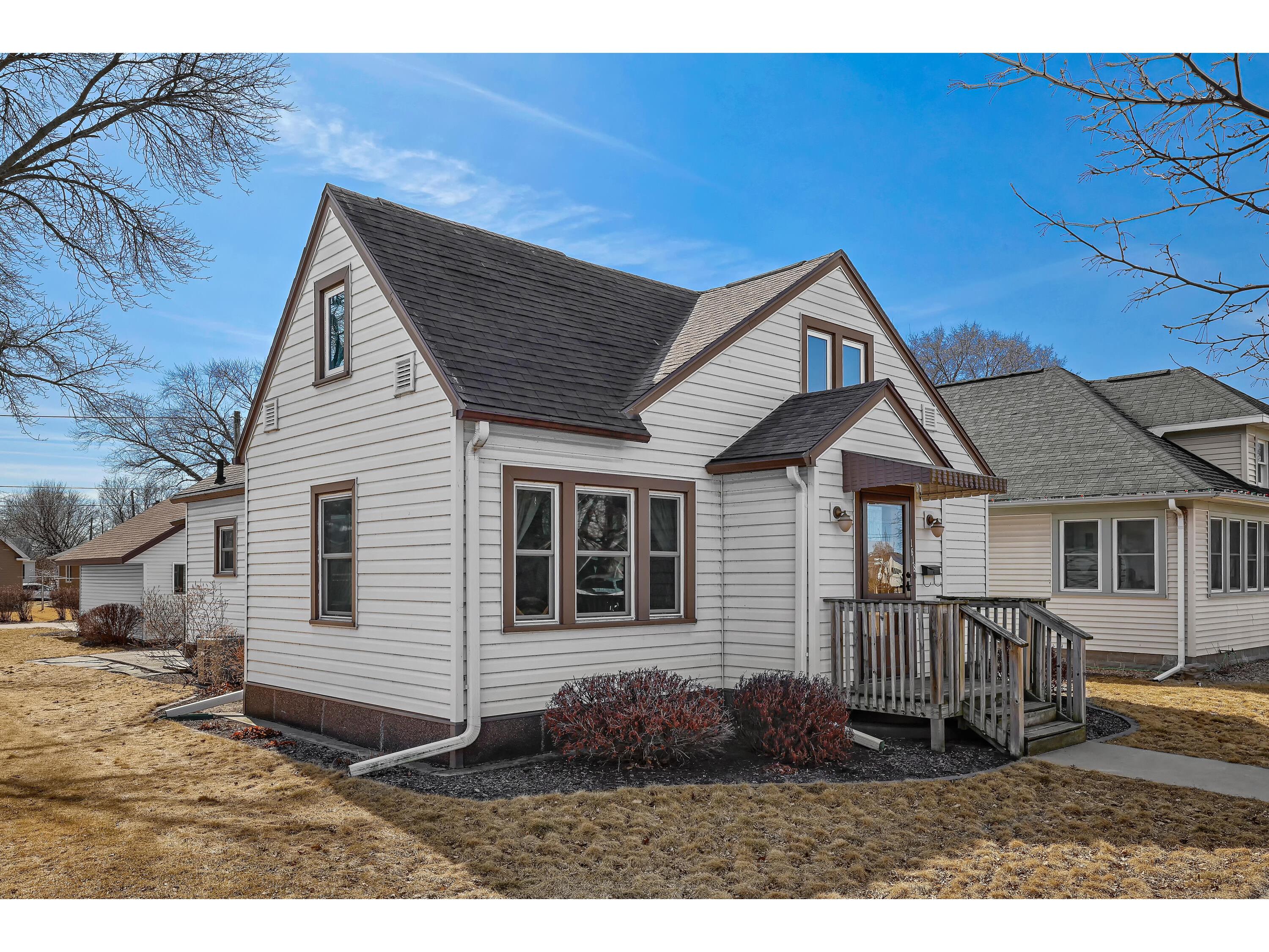 1618 Hyde La Crosse WI 54601 1909854 image1