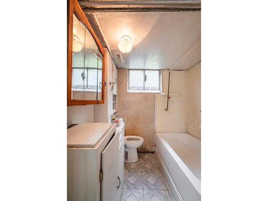 1619 Hayes La Crosse WI 54603 1943914 image8