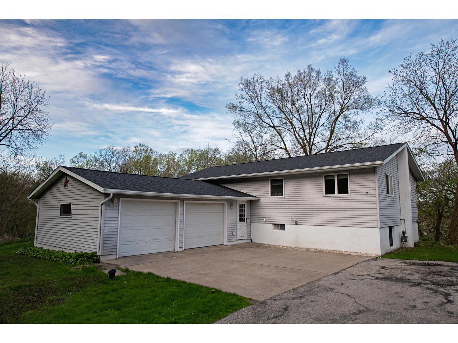 16208 Denzer Rollingstone MN 55959 1960066 image1