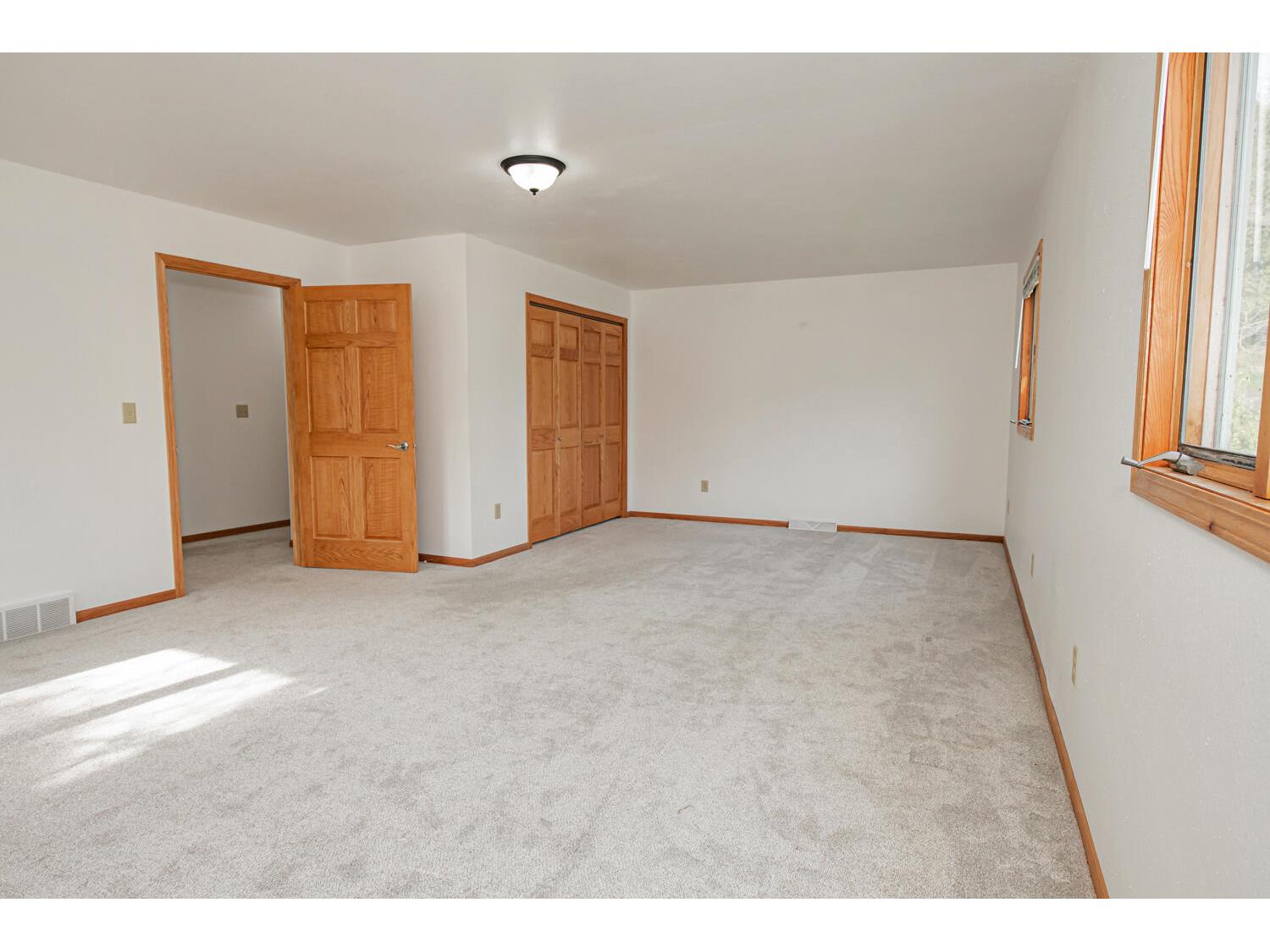 16208 Denzer Rollingstone MN 55959 1960066 image13