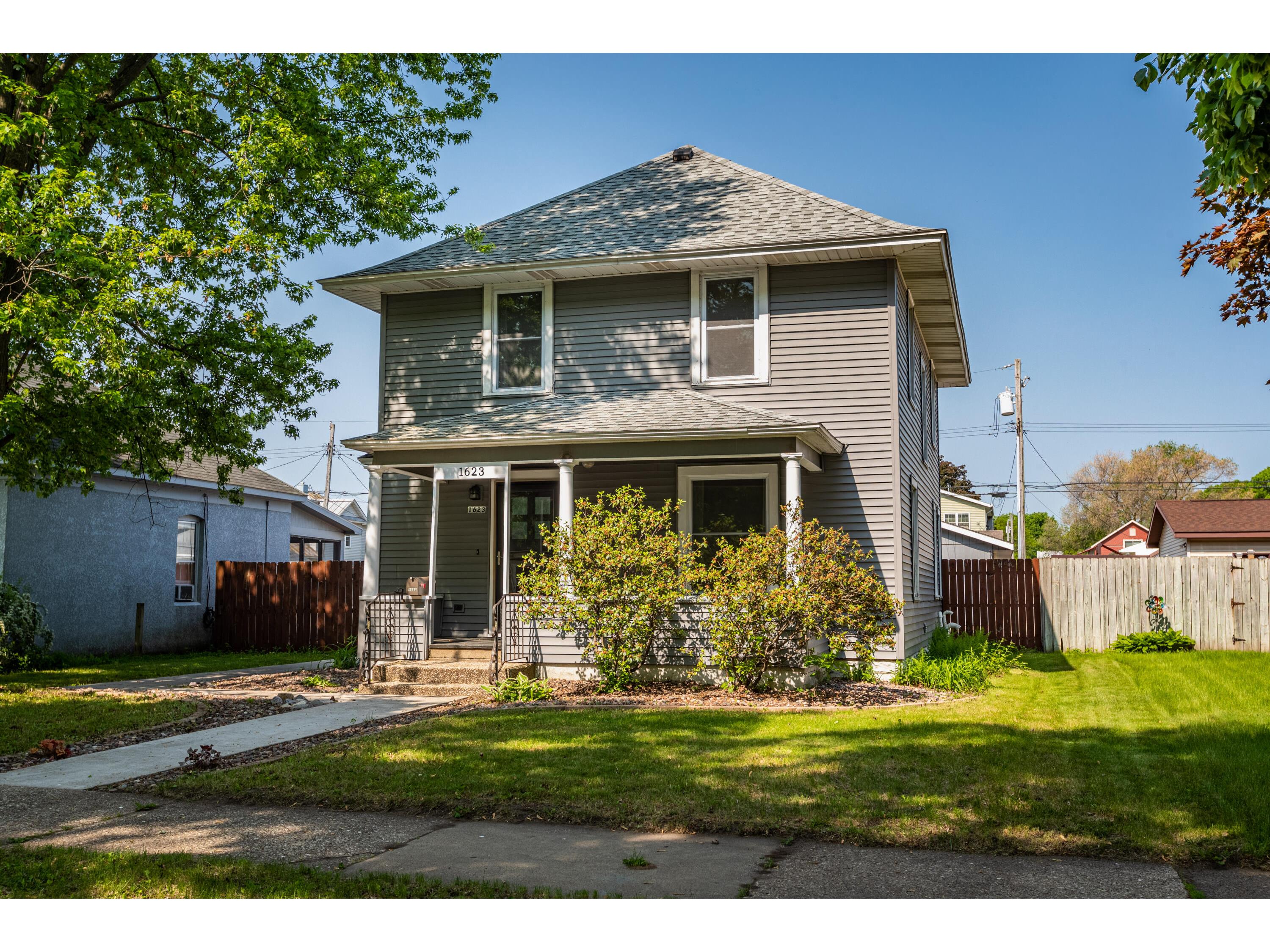 1623 Prospect La Crosse WI 54603 1835653 image1