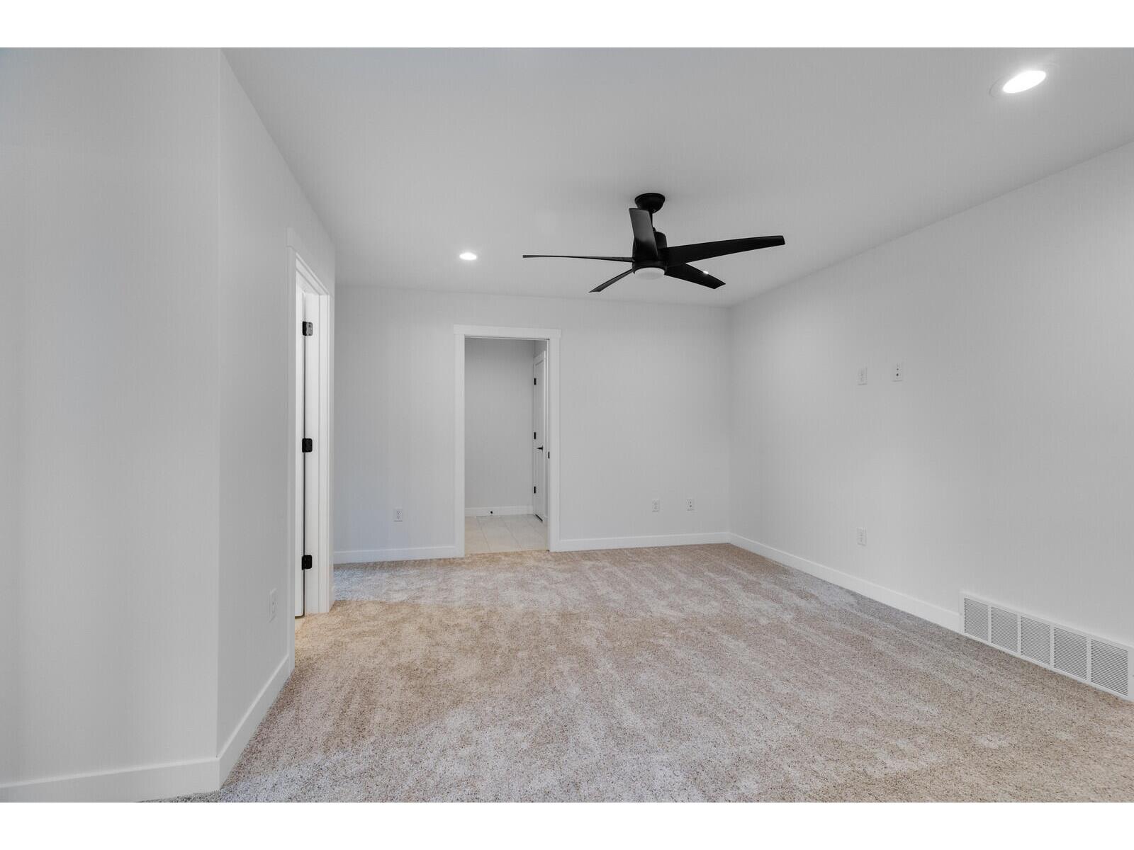 1624 Red Clover Holmen WI 54636 1938720 image24