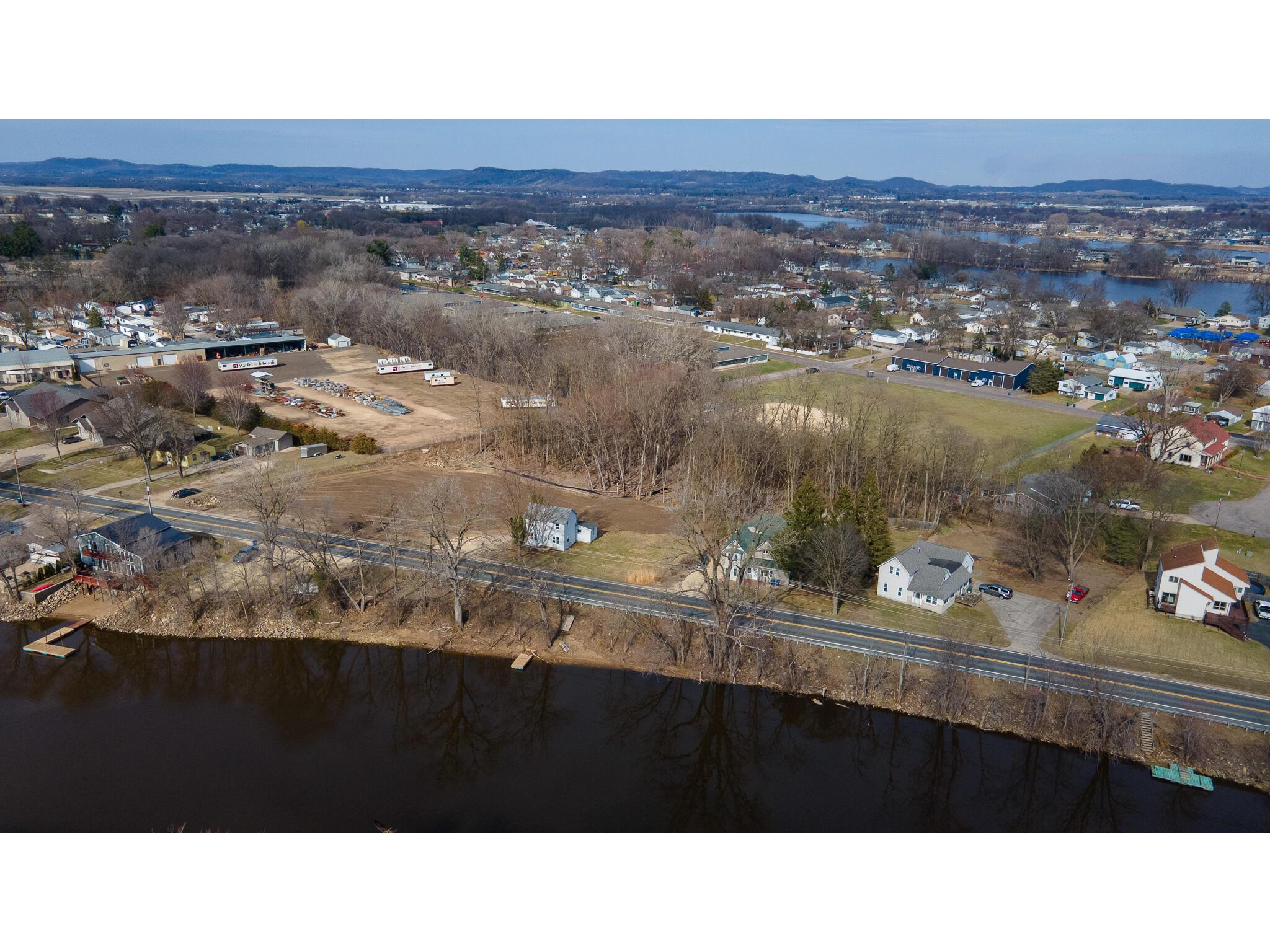 1626 Lakeshore Campbell WI 54603 1913288 image12