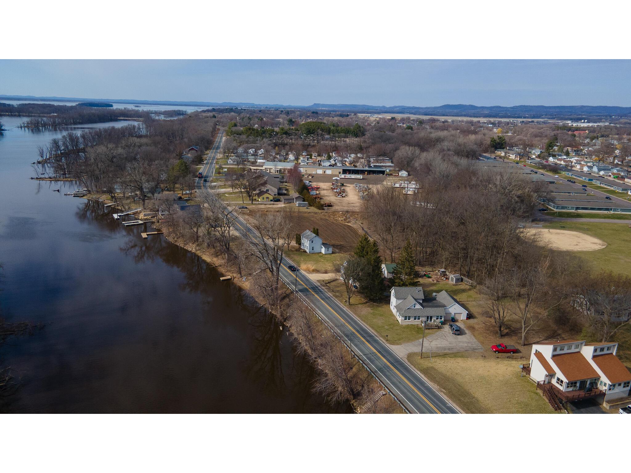 1626 Lakeshore Campbell WI 54603 1913295 image8