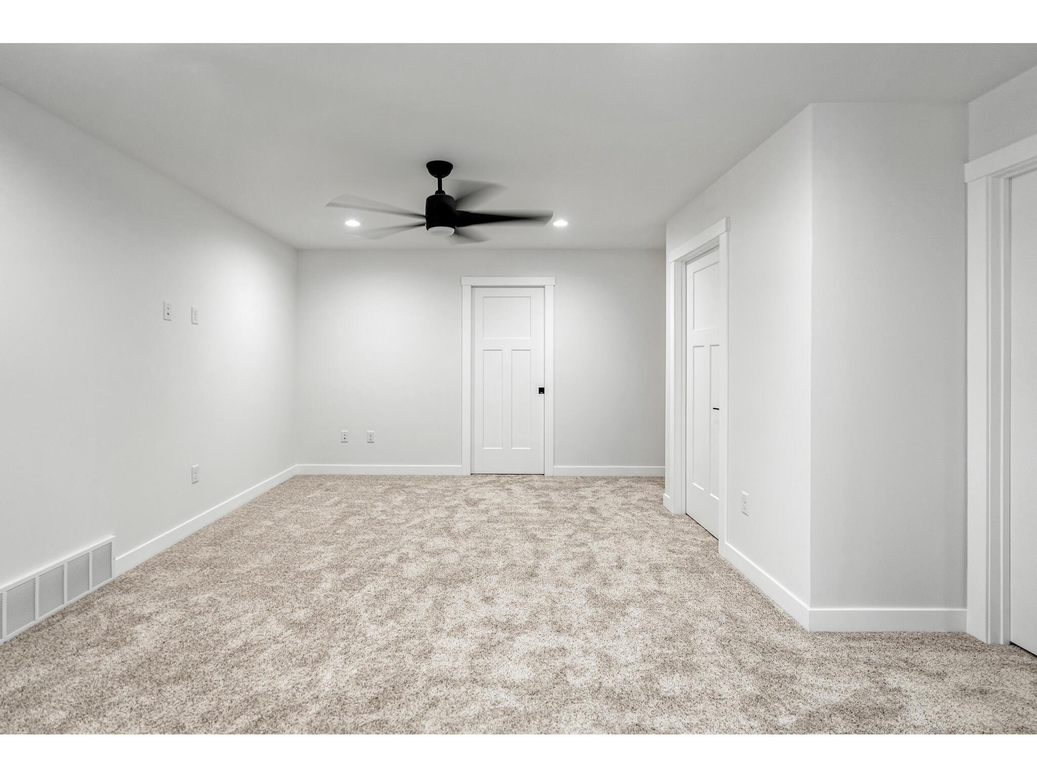 1628 Red Clover Holmen WI 54636 1938721 image16