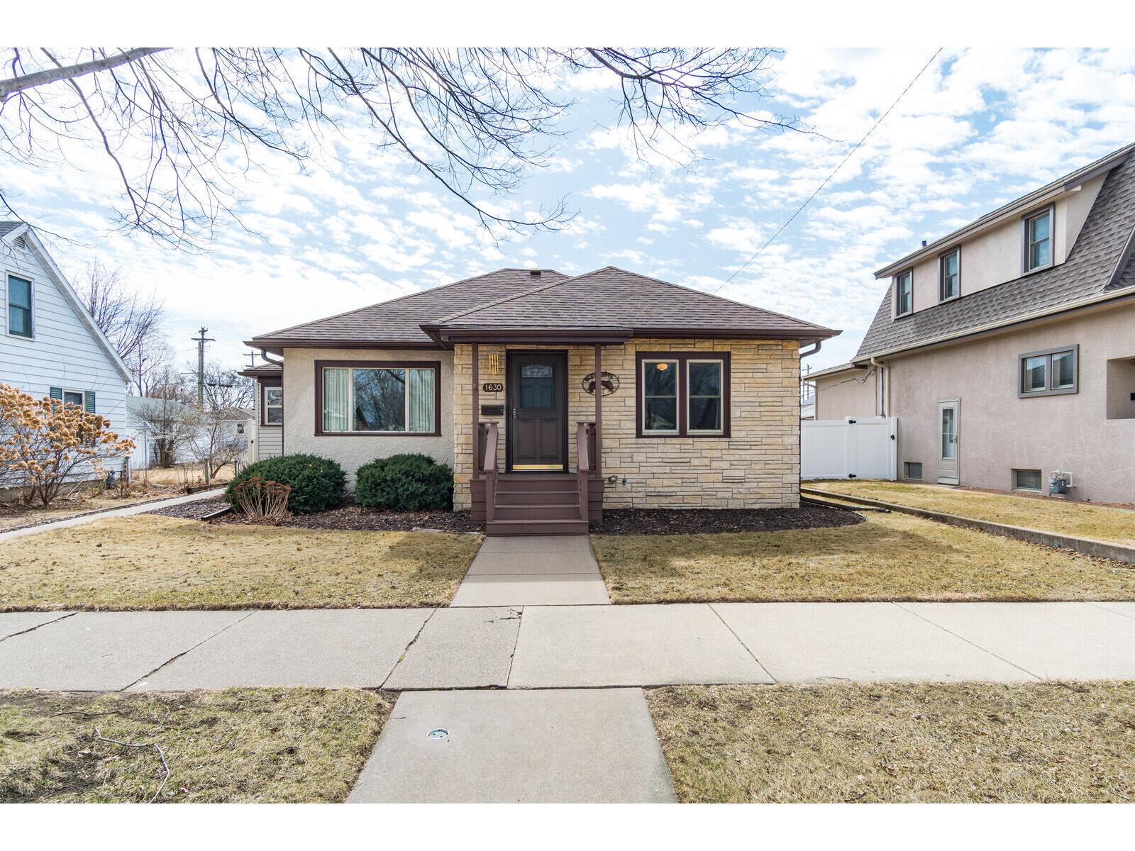 1630 Redfield La Crosse WI 54601 1911325 image1