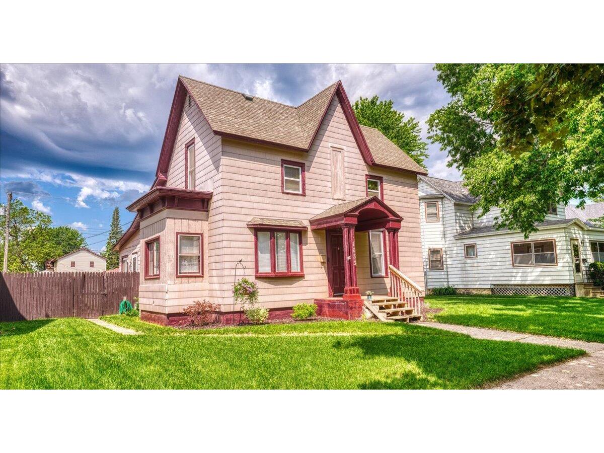1633 Wood La Crosse WI 54603 1879363 image1