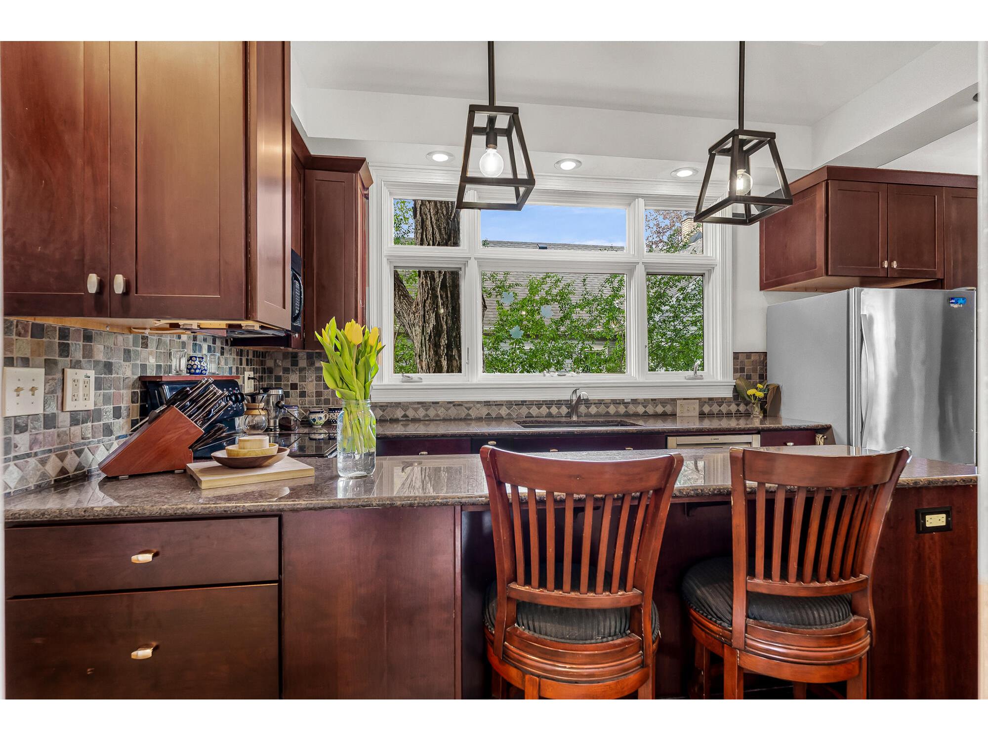 1635 King La Crosse WI 54601 1961873 image13