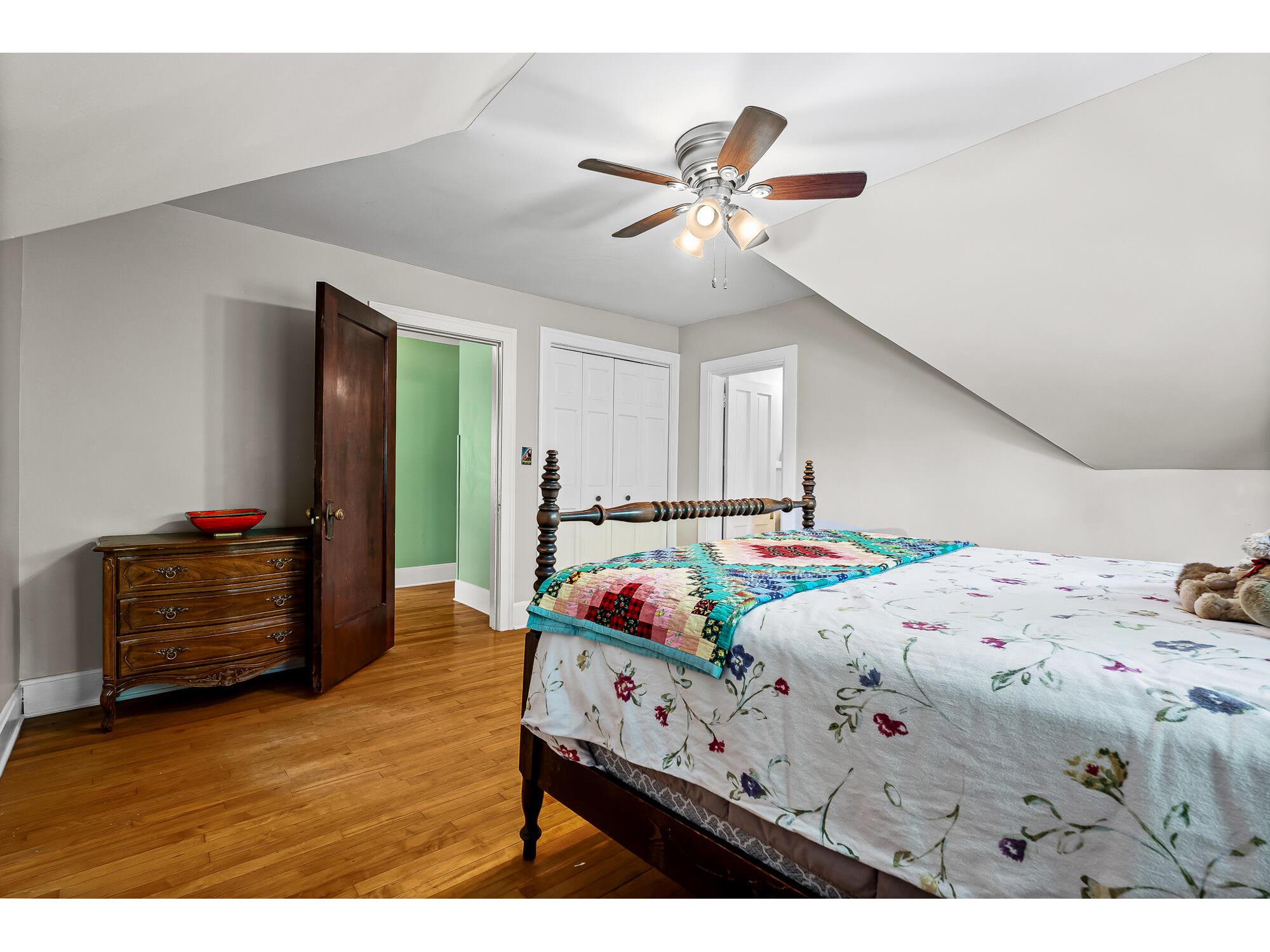 1635 King La Crosse WI 54601 1961873 image25