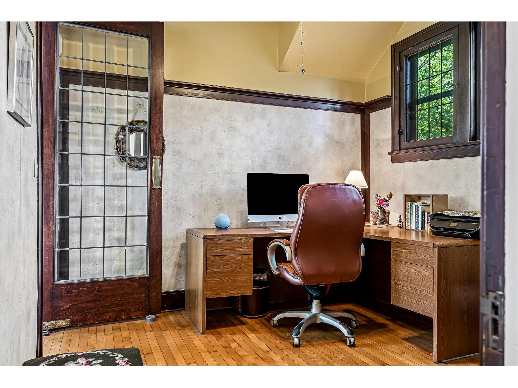 1635 King La Crosse WI 54601 1961873 image7