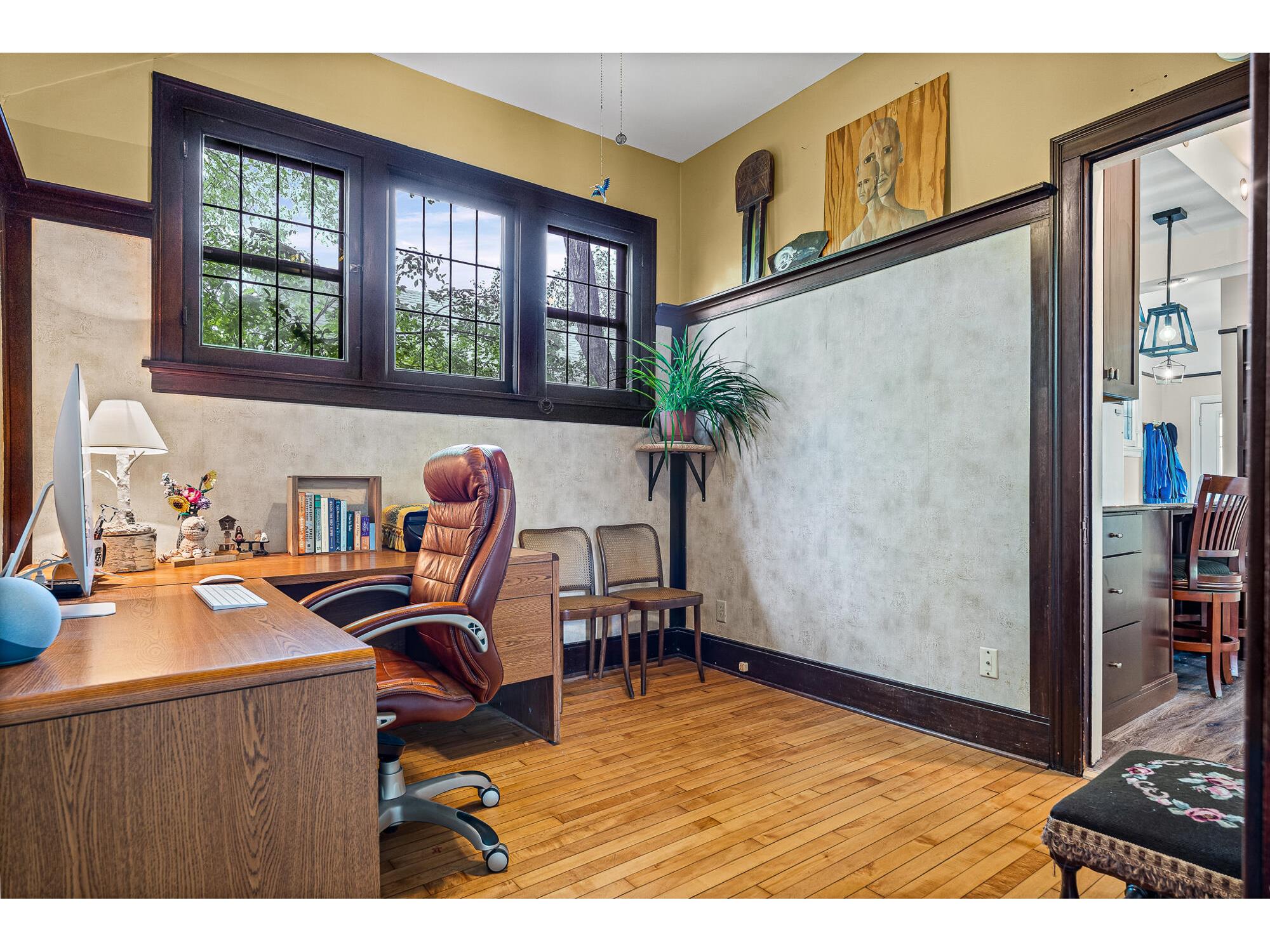 1635 King La Crosse WI 54601 1961873 image8