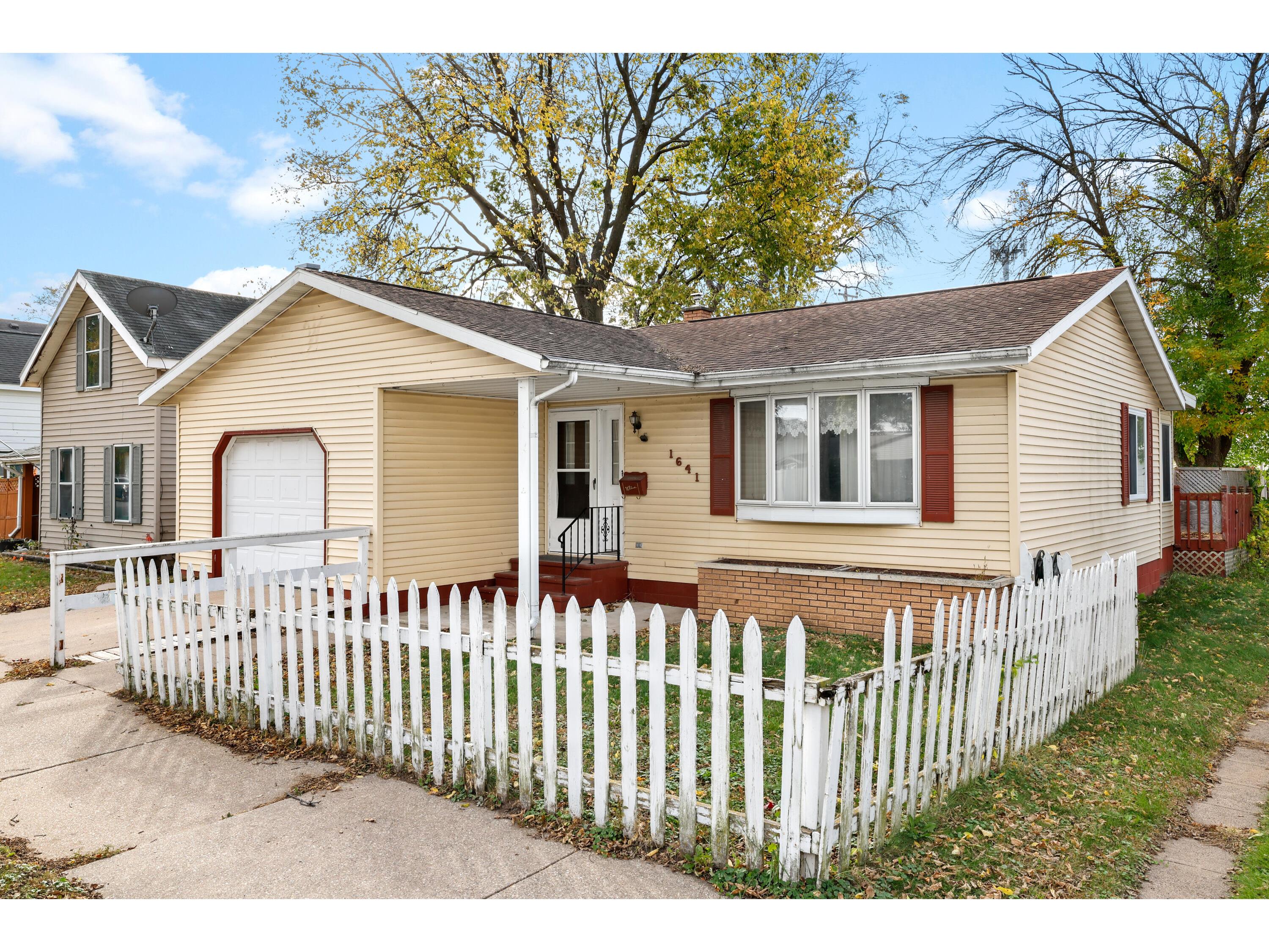 1641 Avon La Crosse WI 54603 1940660 image27